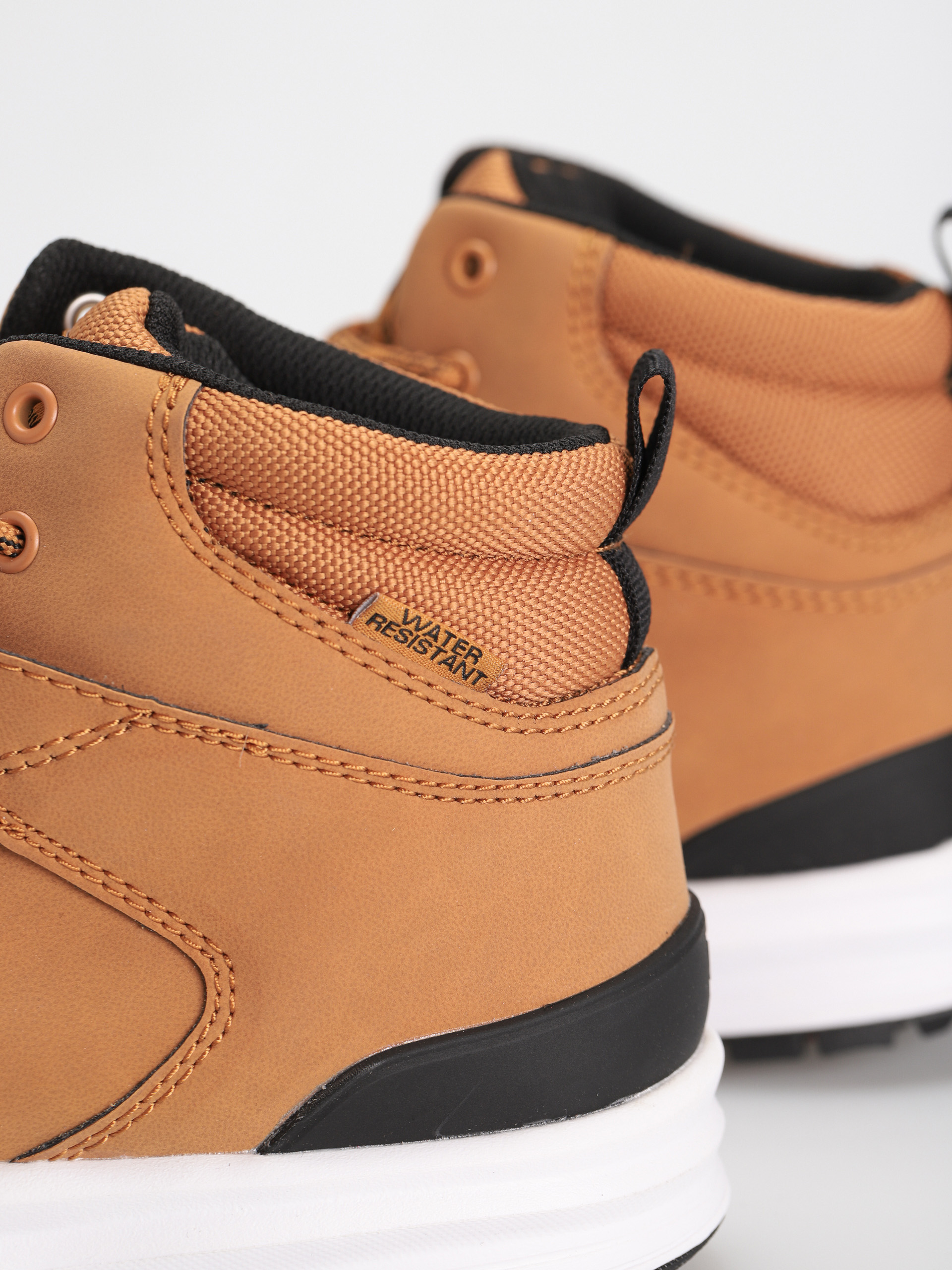 Buty DC Mutiny Wr (wheat/black)