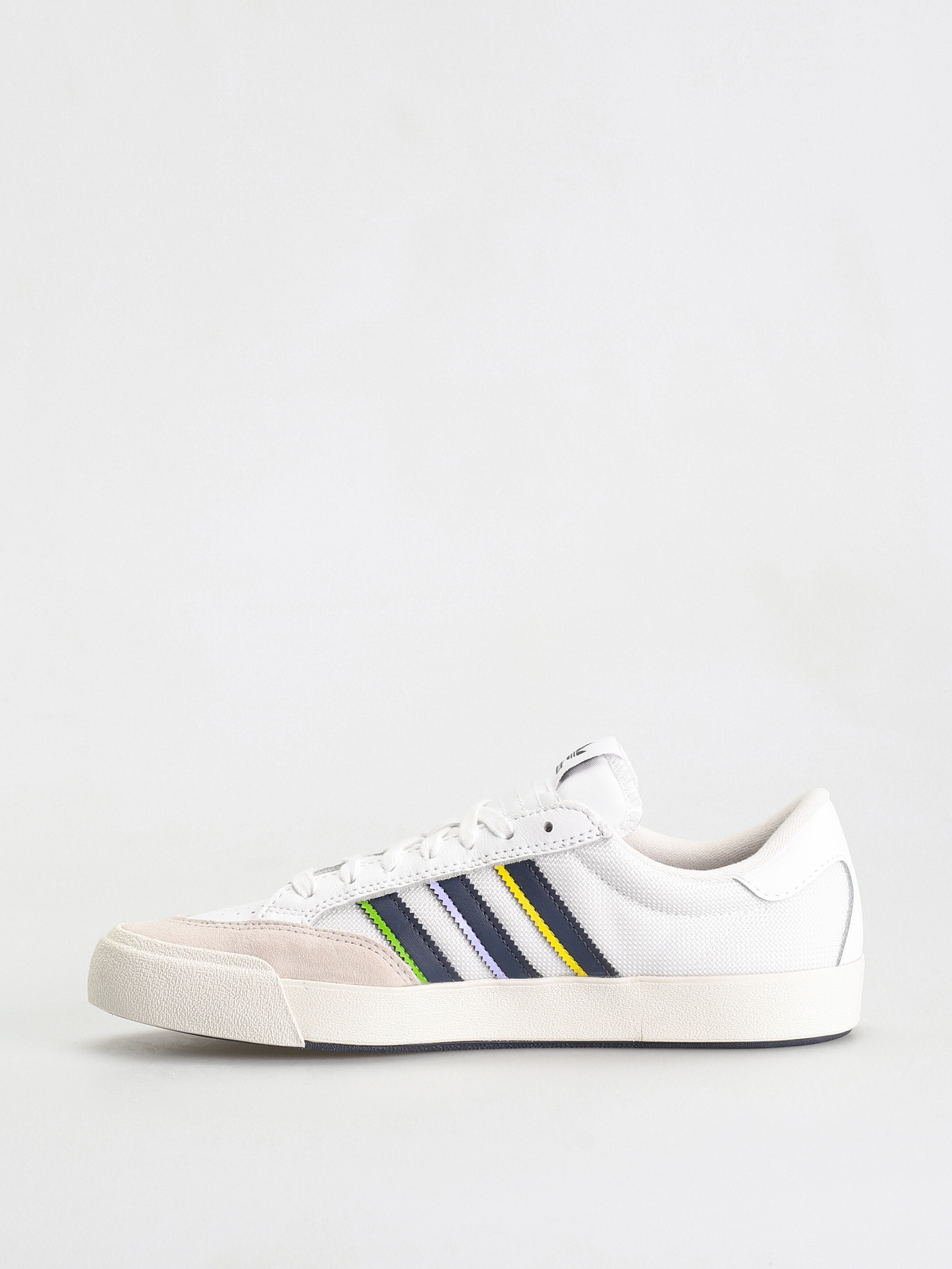 Buty adidas Nora (ftwwht/shanav/goldmt)