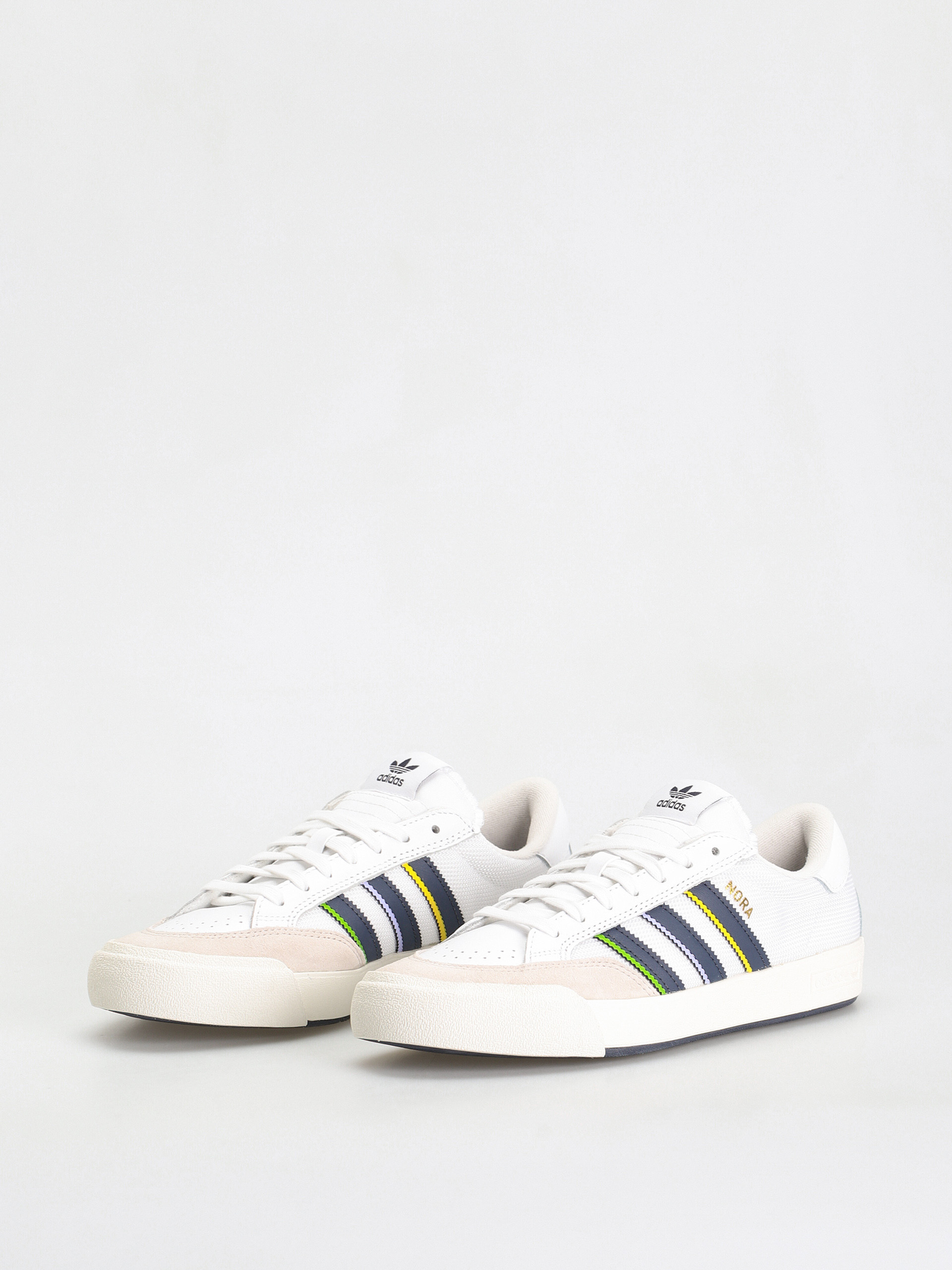 Buty adidas Nora (ftwwht/shanav/goldmt)