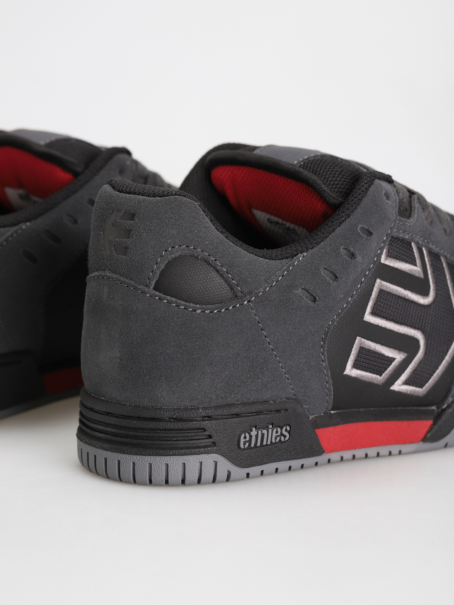 Buty Etnies Faze (dark grey/black/ red)