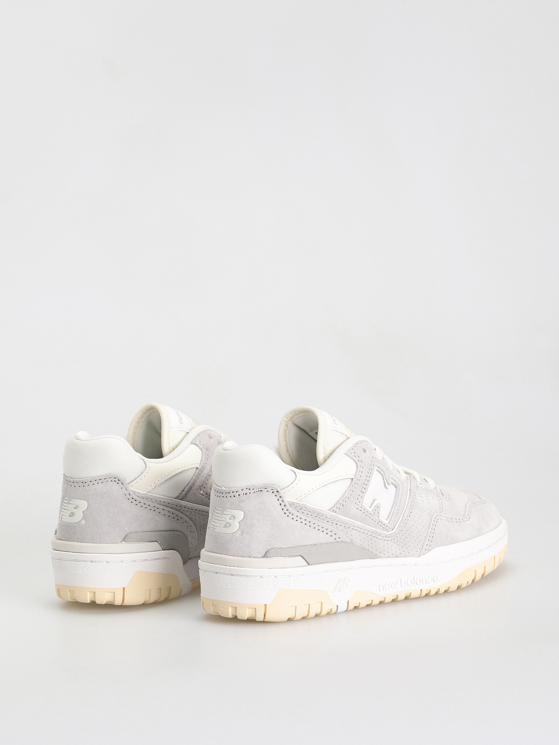 Buty New Balance 550 (grey suede)
