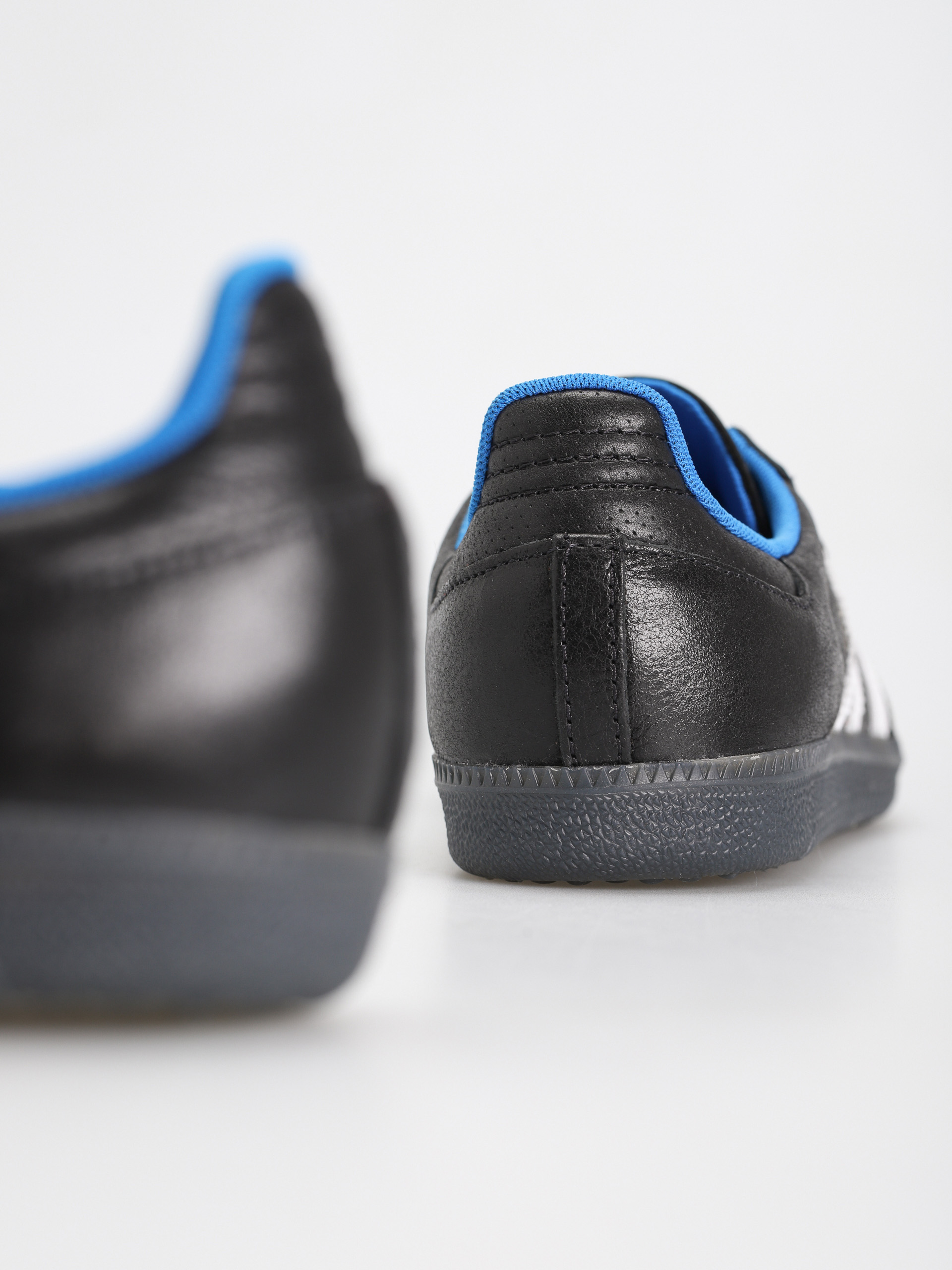 Buty adidas Samba Adv Ryr (cblack/ftwwht/blubir)