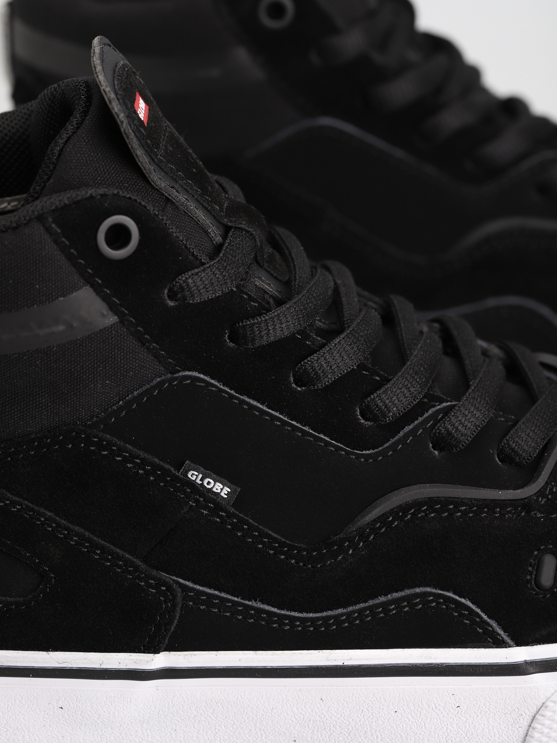 Buty Globe Dimension (black/white/gum)