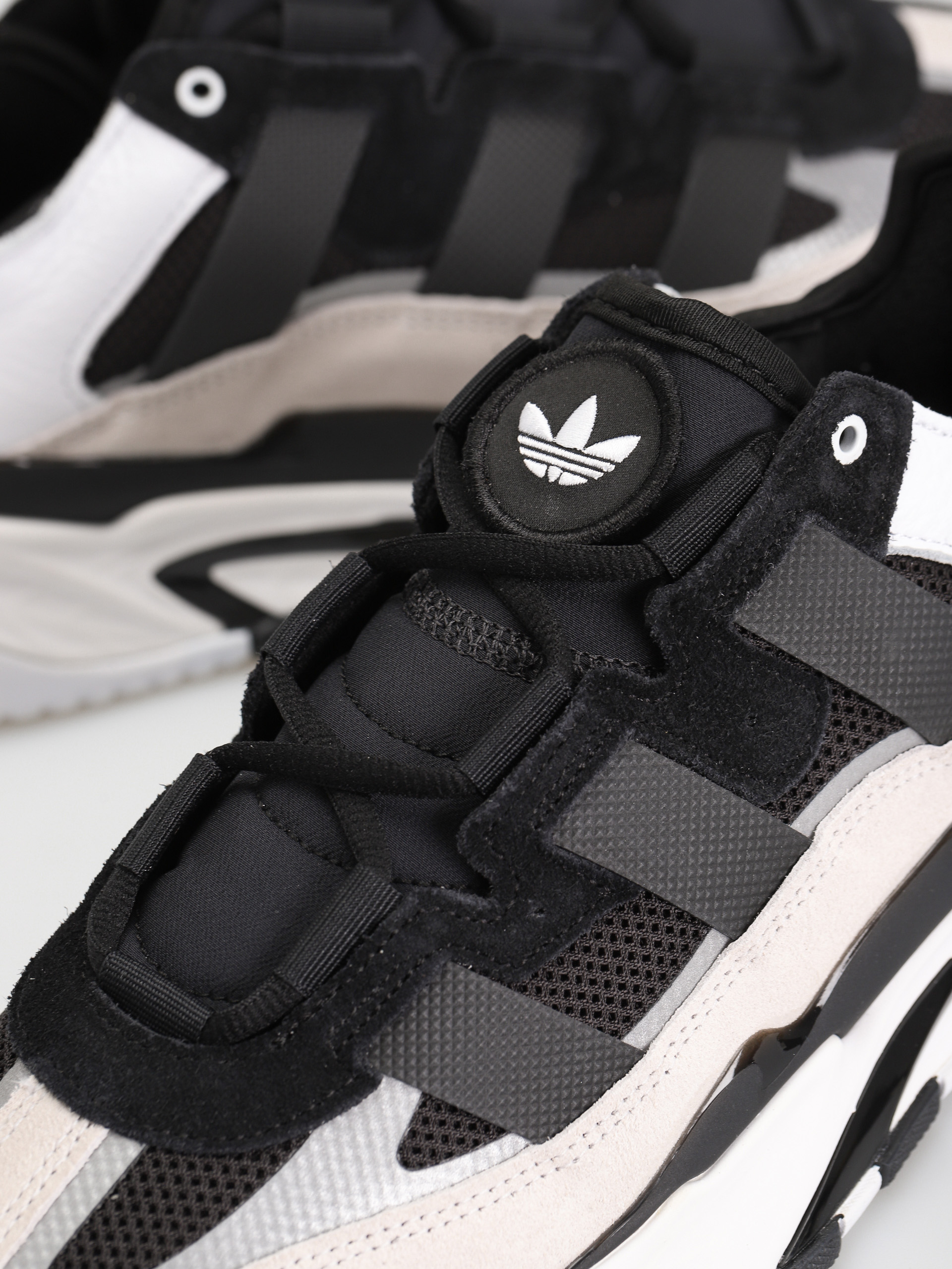 Buty adidas Originals Niteball (cblack/ftwwht/silvmt)