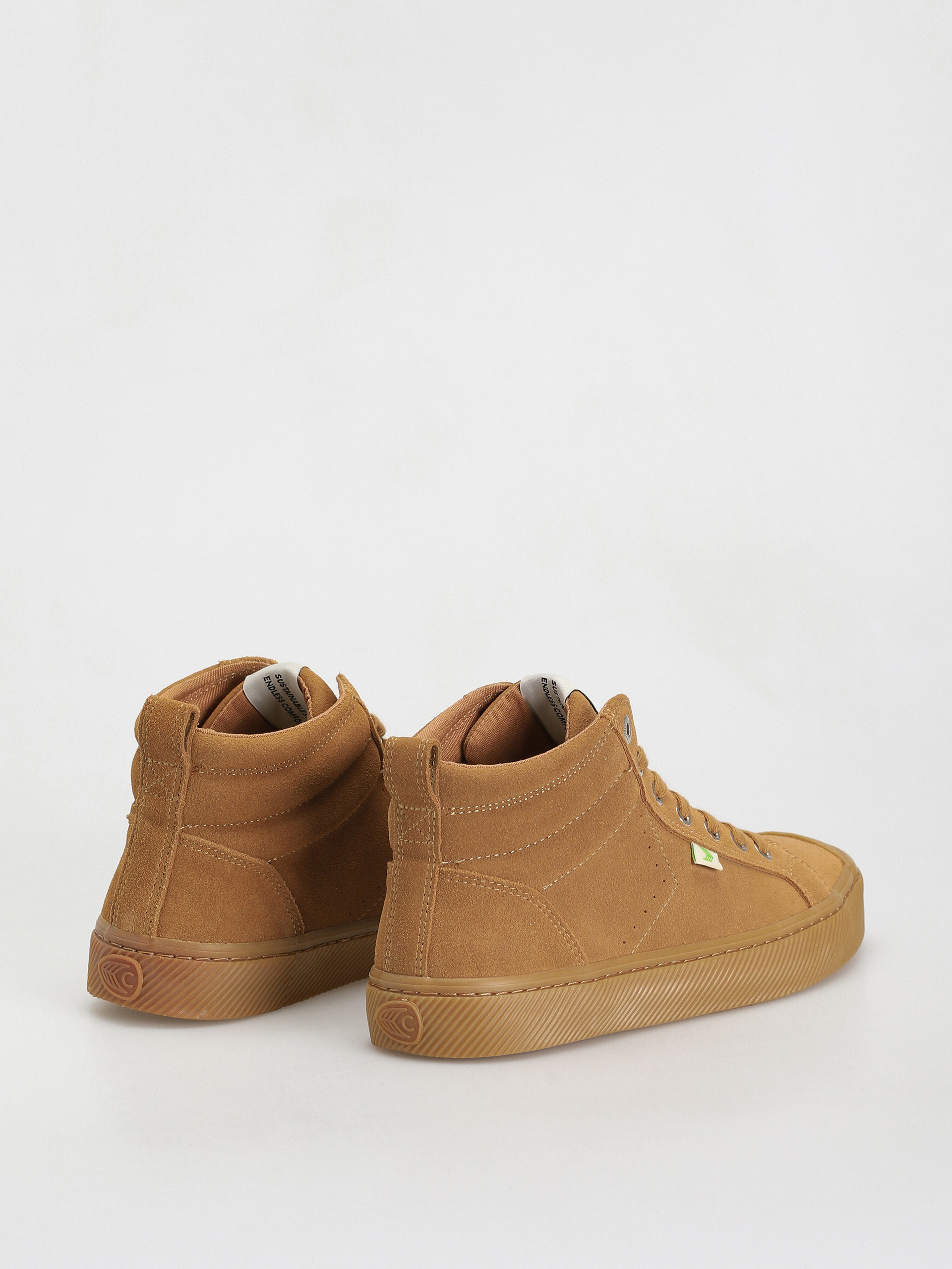 Buty Cariuma Oca High (all camel)
