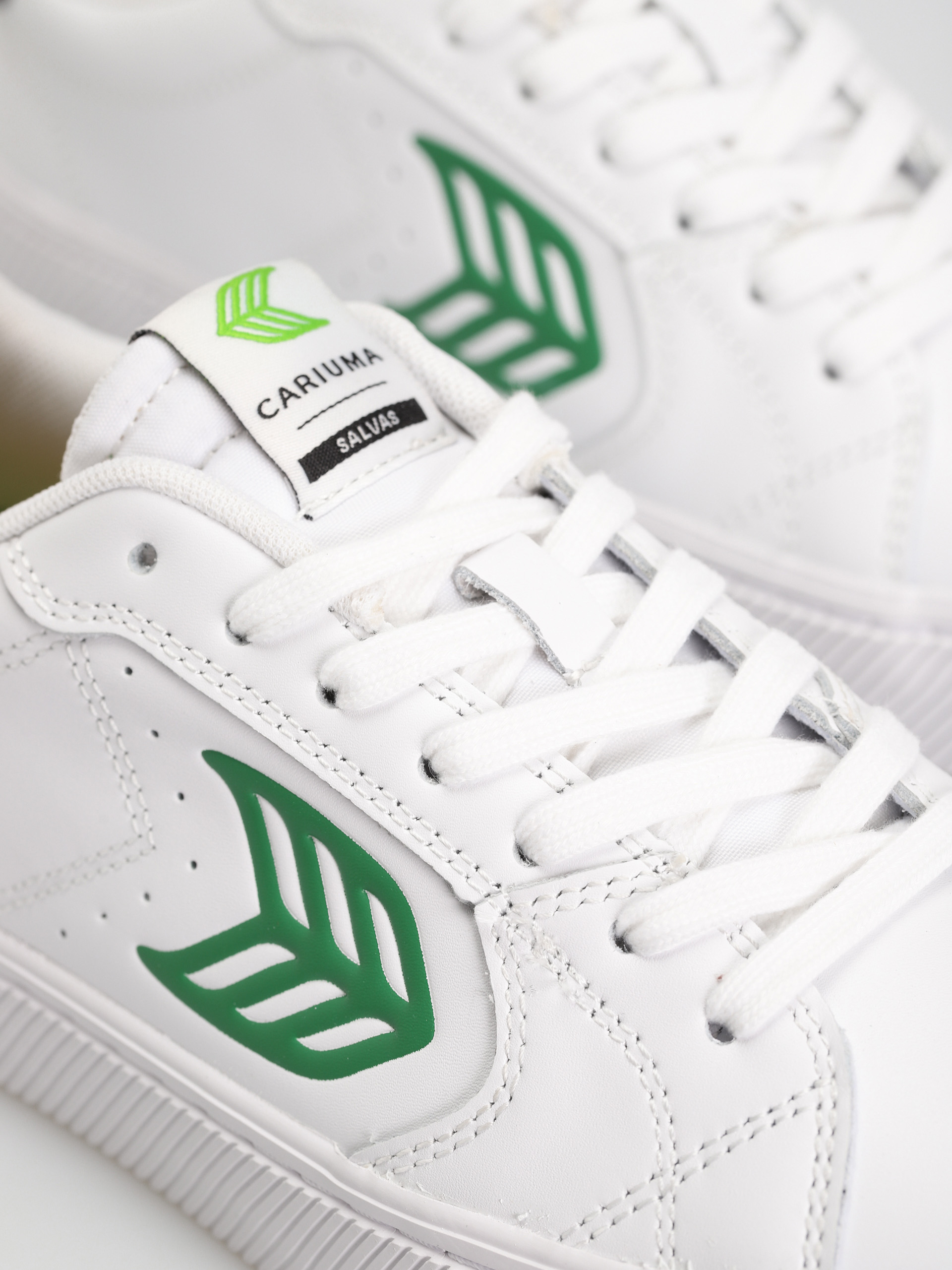 Buty Cariuma Salvas (white/green)