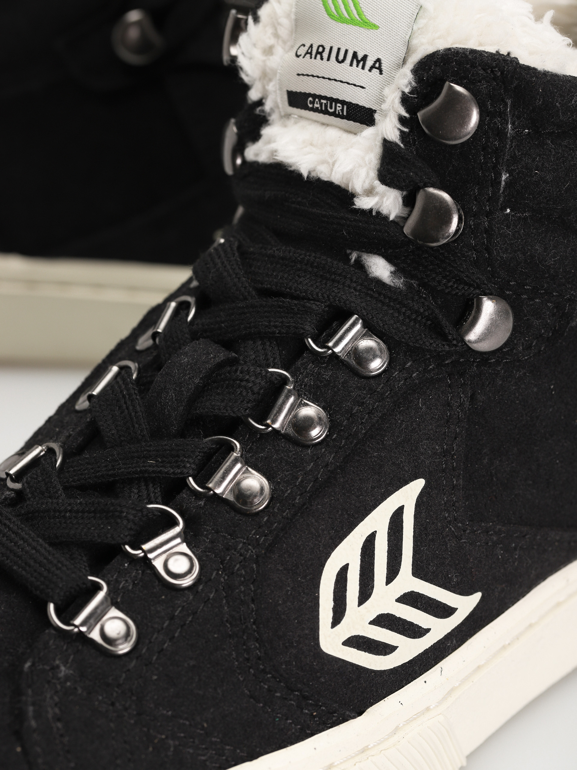 Buty Cariuma Caturi (black/ivory)