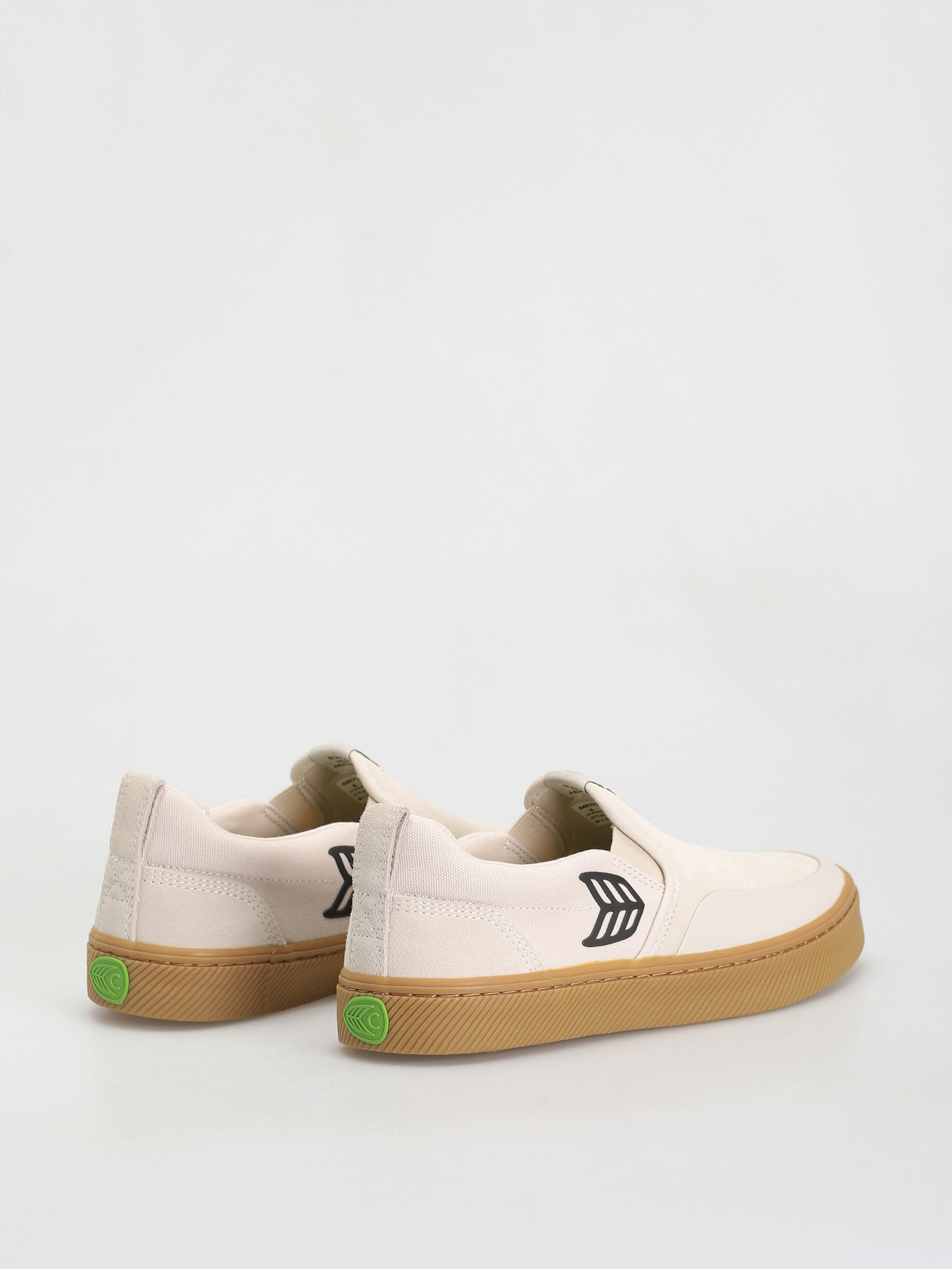 Buty Cariuma Catiba Pro Slip On (gum vintage white)