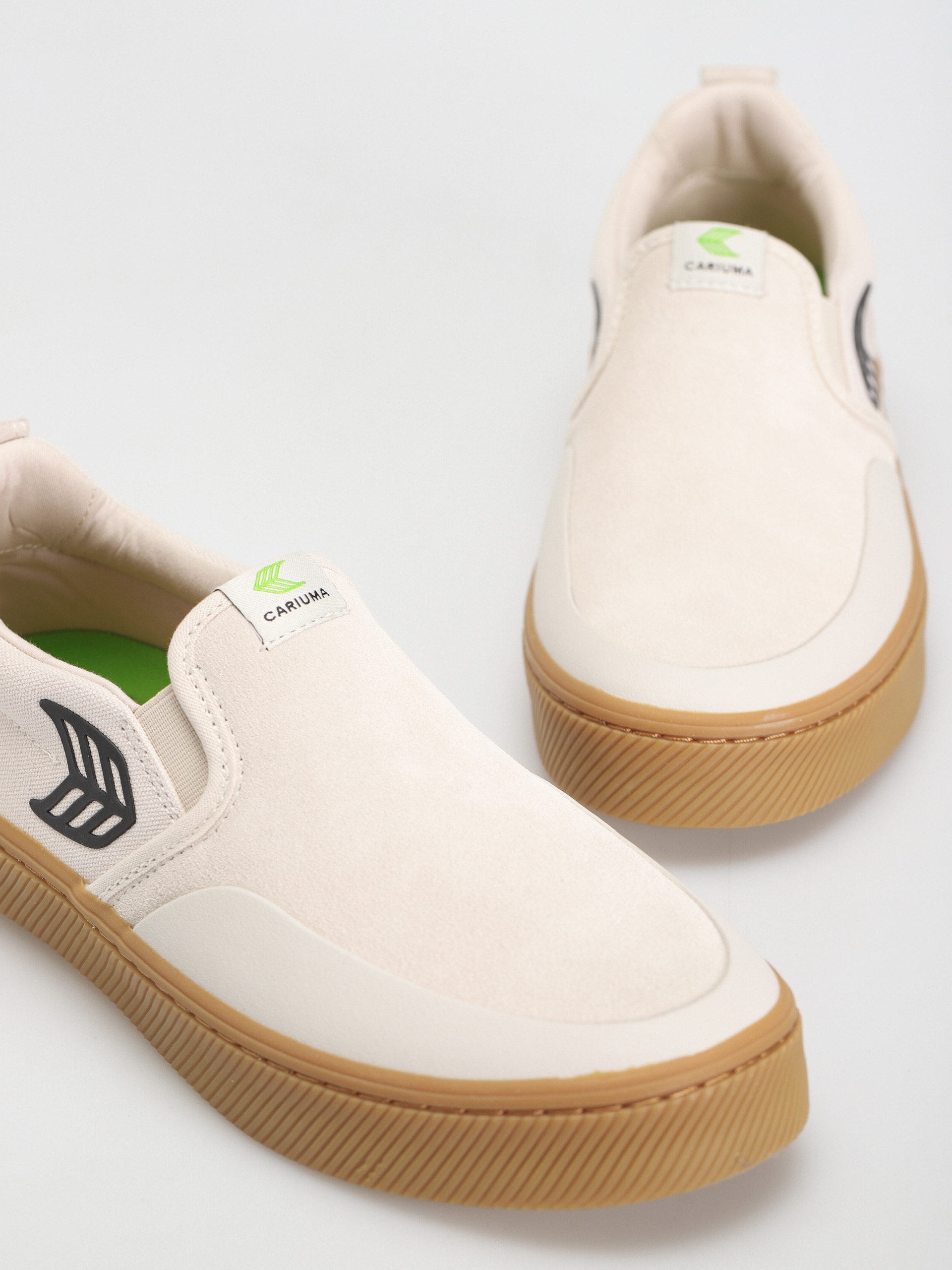 Buty Cariuma Catiba Pro Slip On (gum vintage white)