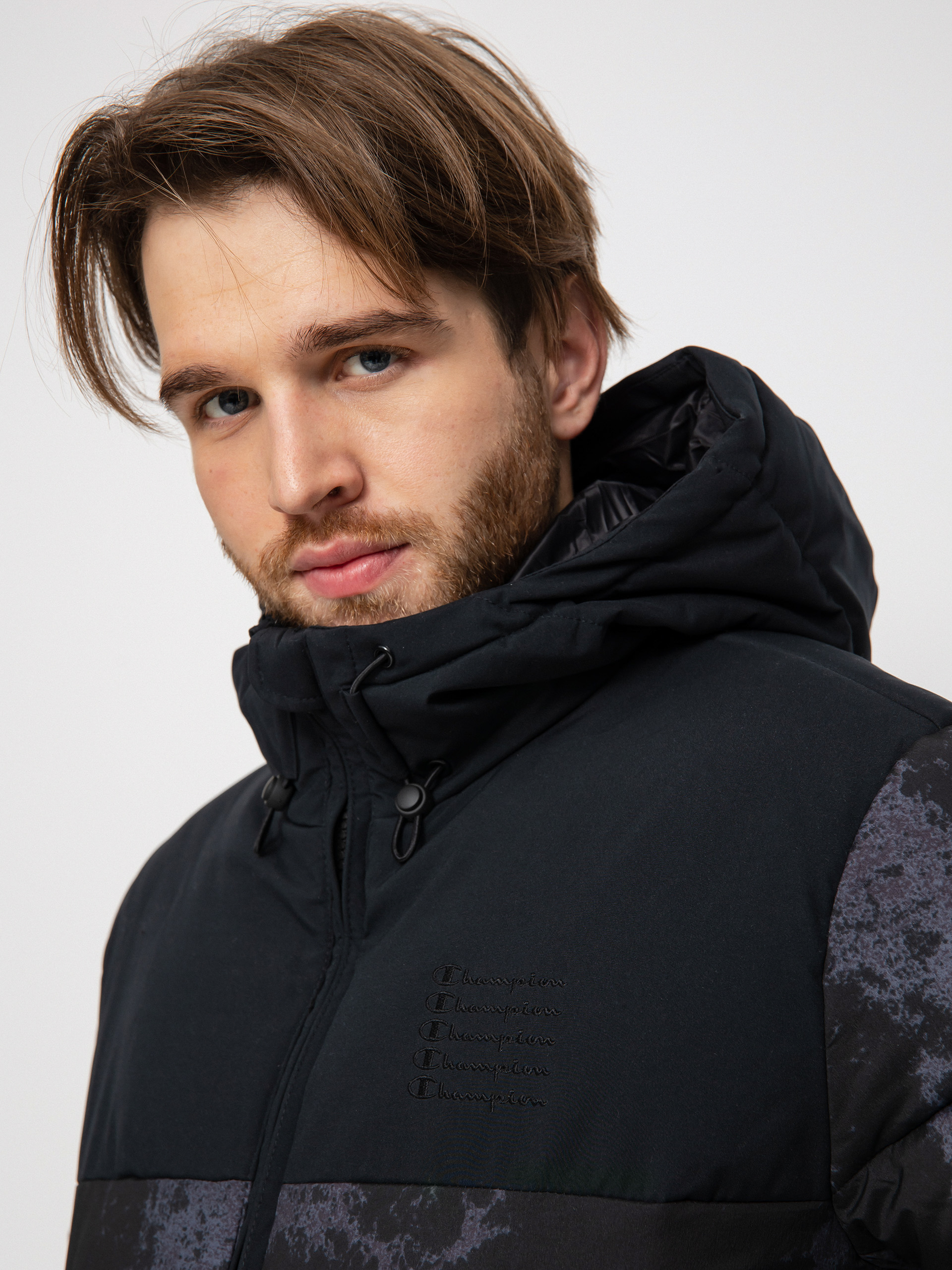 Kurtka Champion Hooded Jacket 218087 (nbk/allover/nbk)