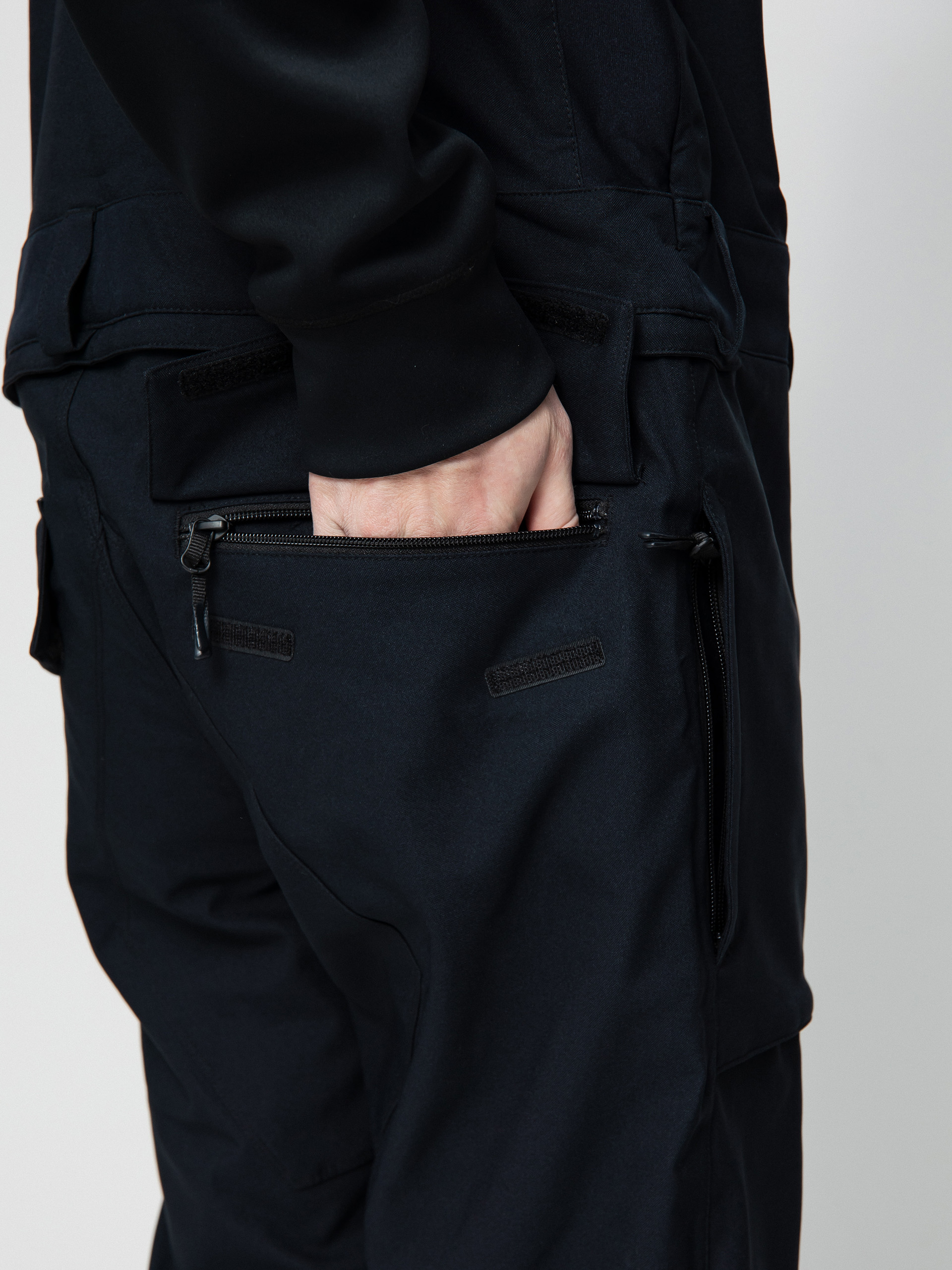 Męskie Spodnie snowboardowe Volcom Roan Bib Overall (black)