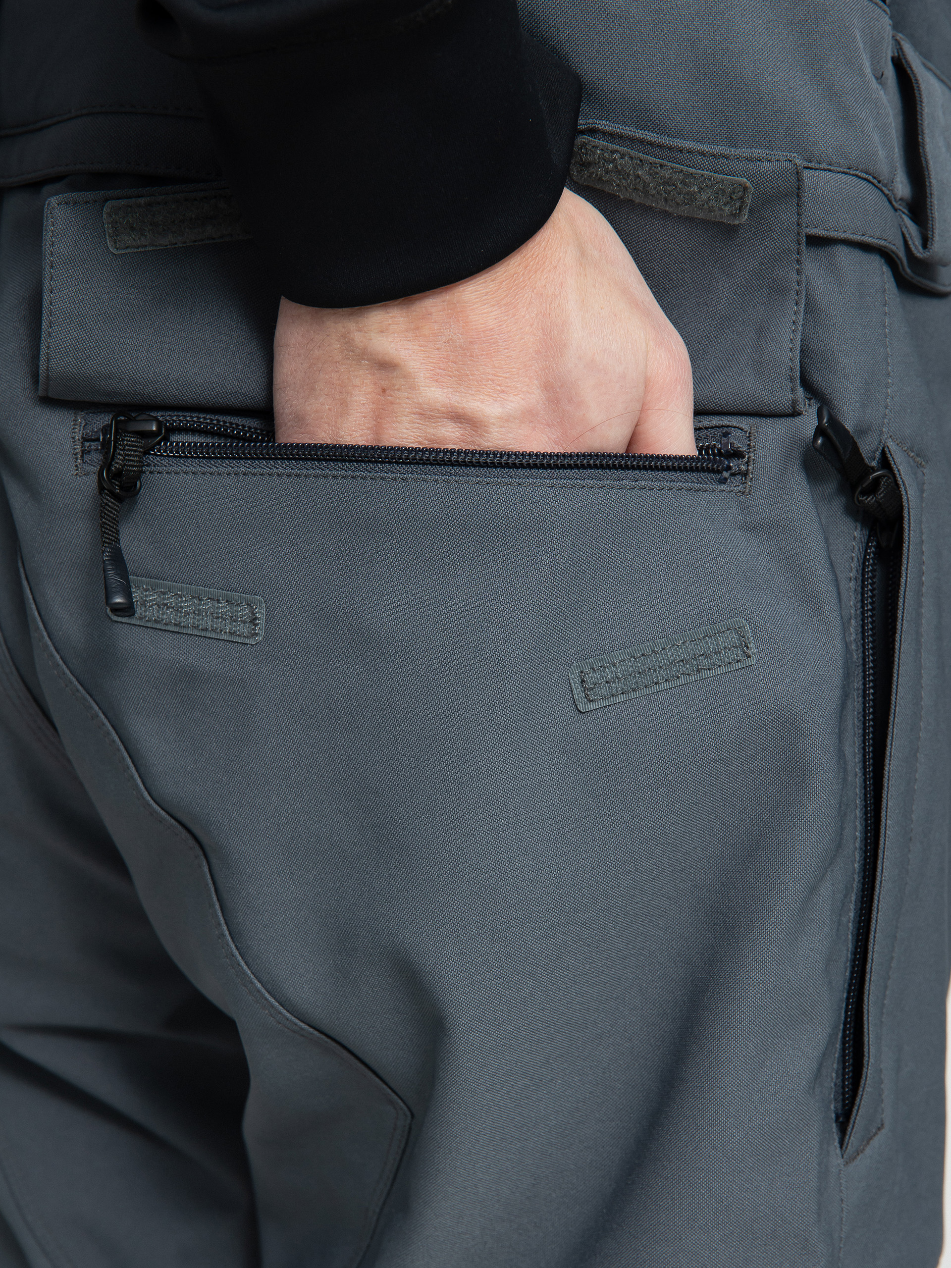 Męskie Spodnie snowboardowe Volcom Roan Bib Overall (dark grey)