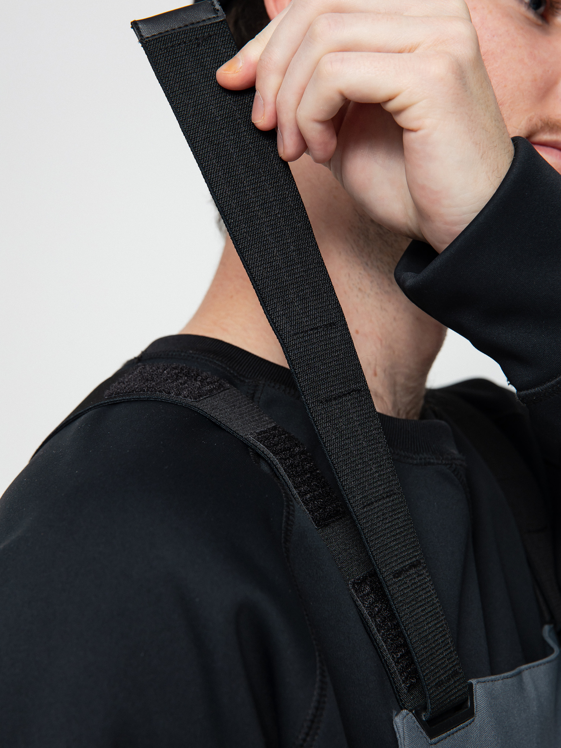Męskie Spodnie snowboardowe Volcom Roan Bib Overall (dark grey)