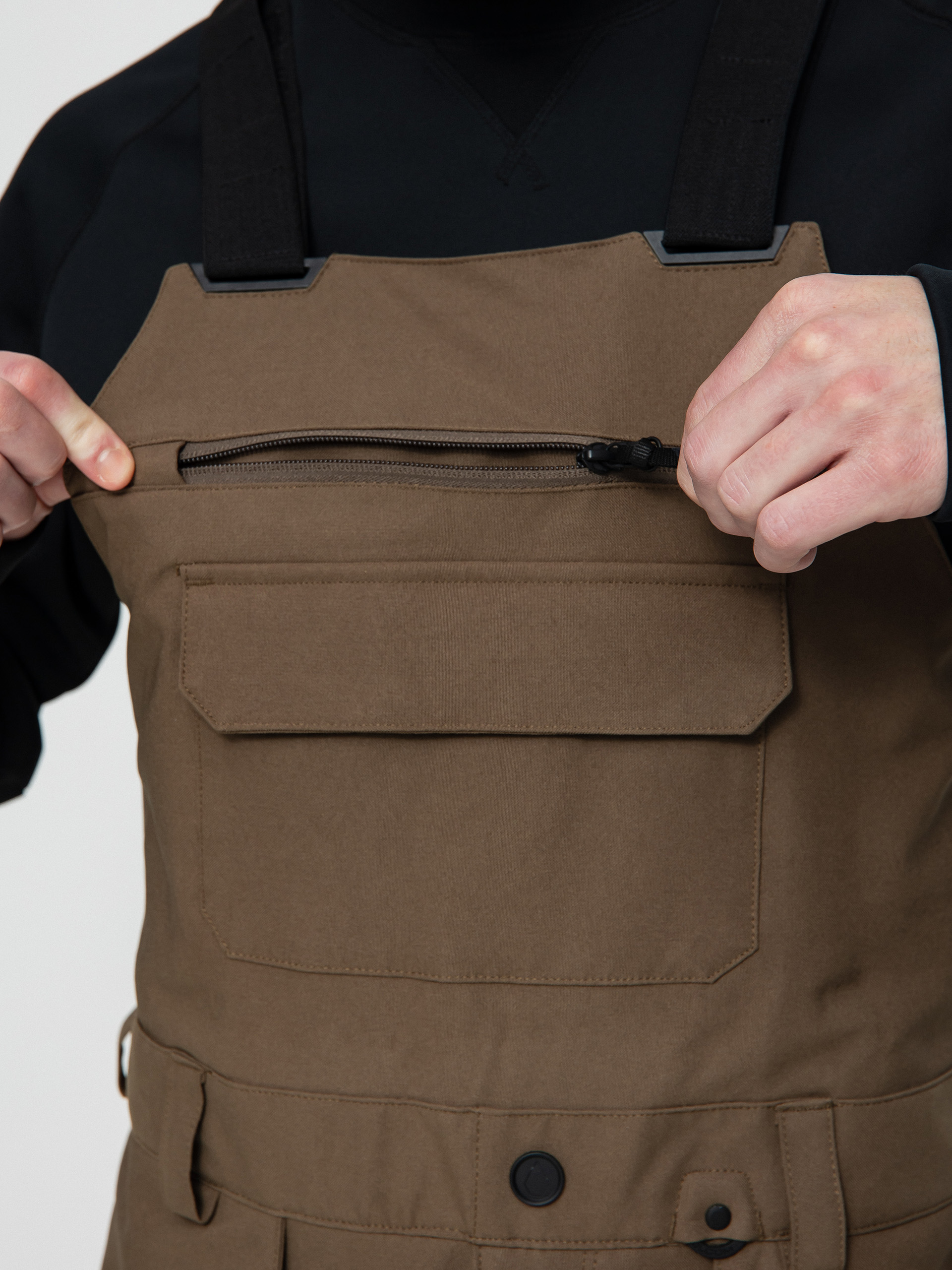 Męskie Spodnie snowboardowe Volcom Roan Bib Overall (dark teak)