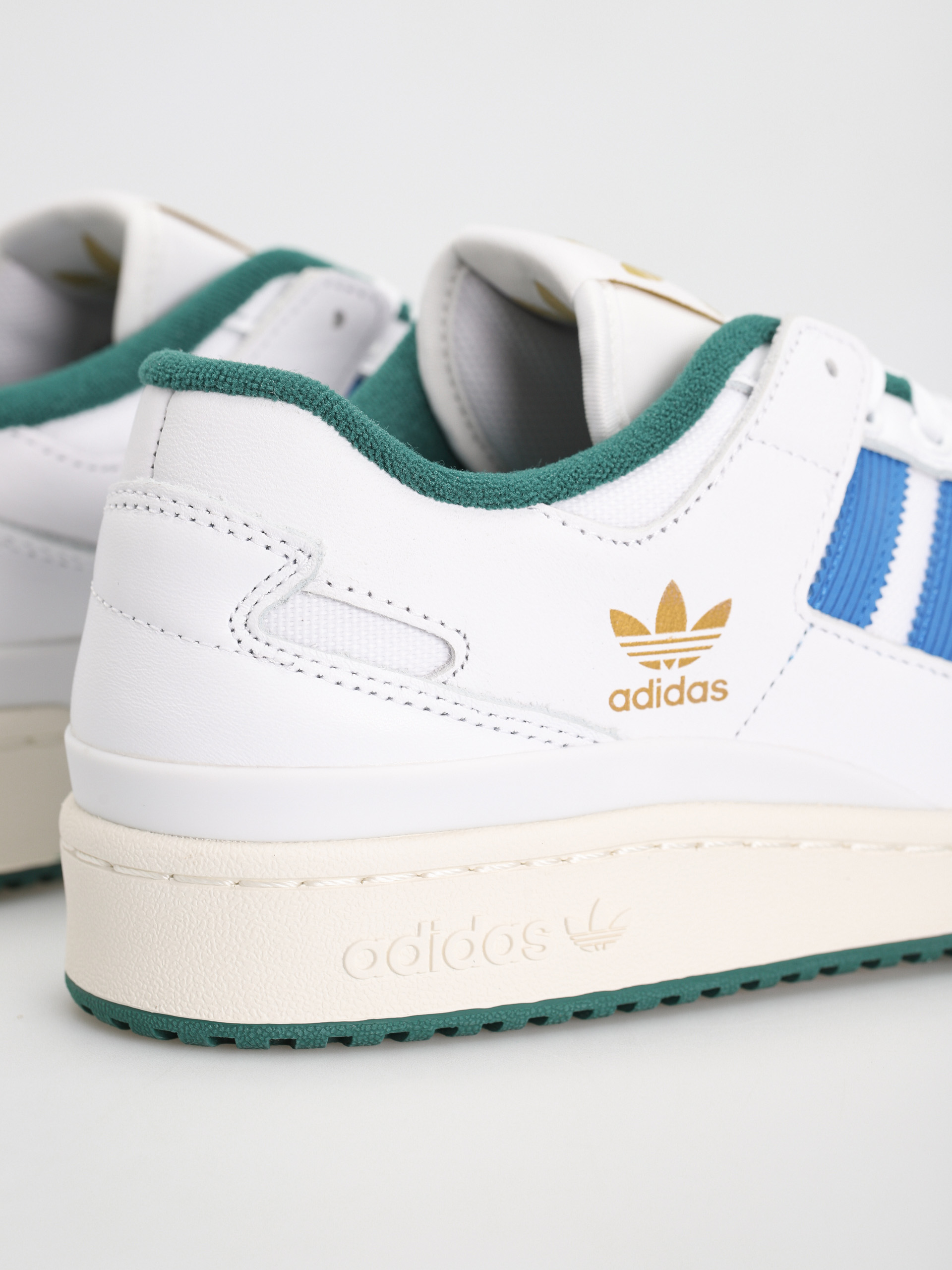 Buty adidas Forum 84 Low Adv (ftwwht/blubir/cgreen)