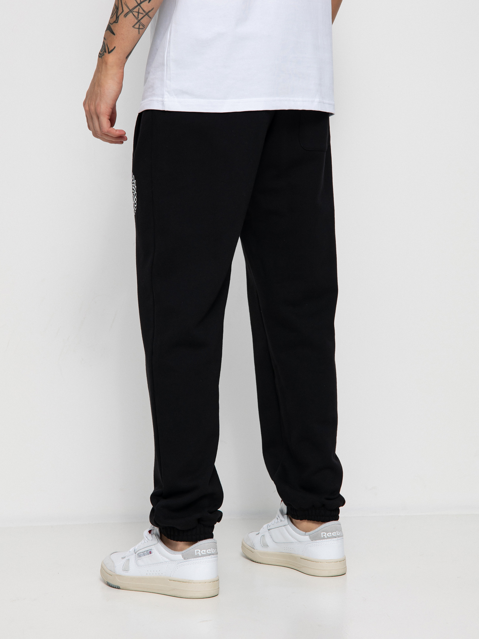 Spodnie MassDnm Base (black)