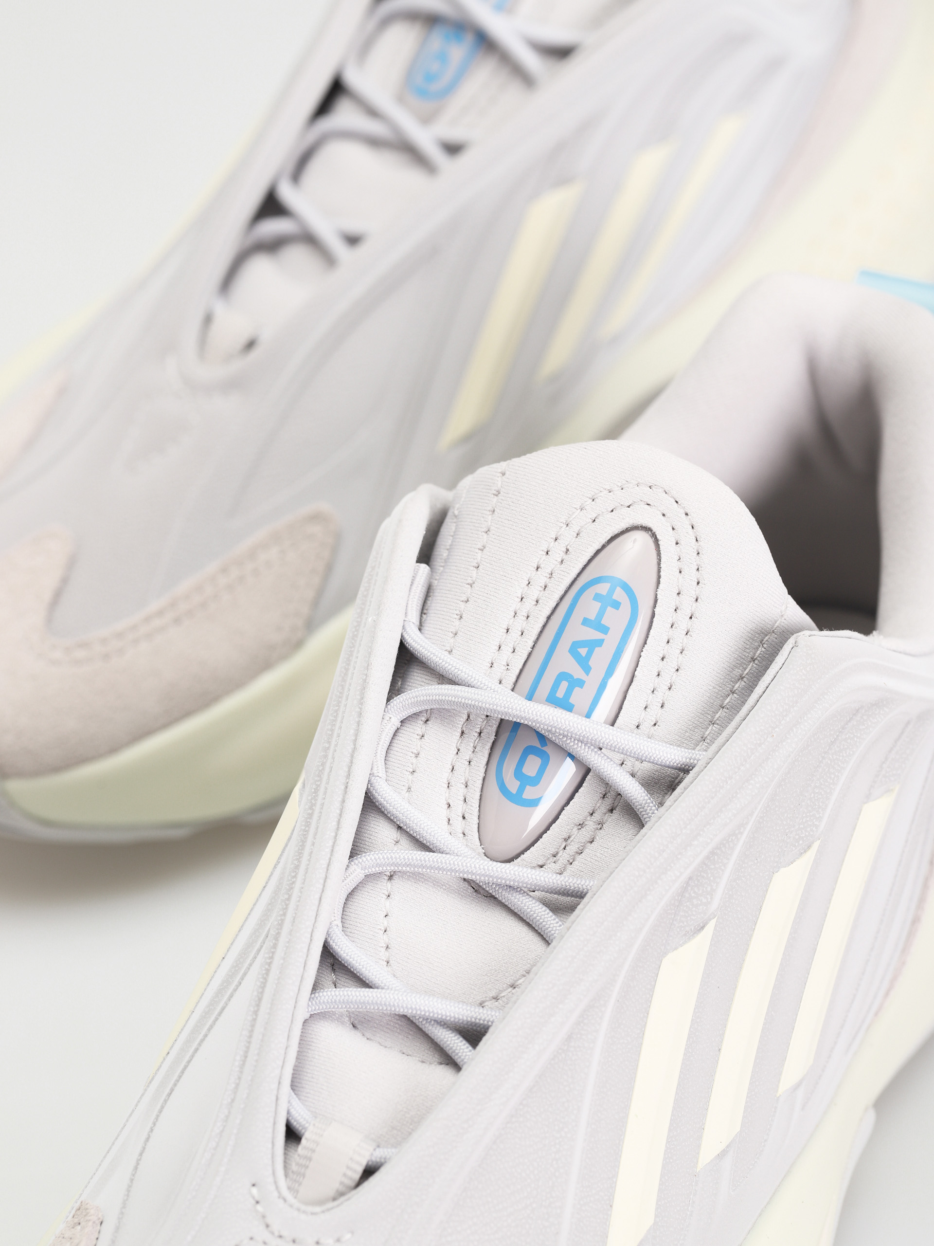 Buty adidas Originals Ozrah (lgsogr/owhite/cblack)