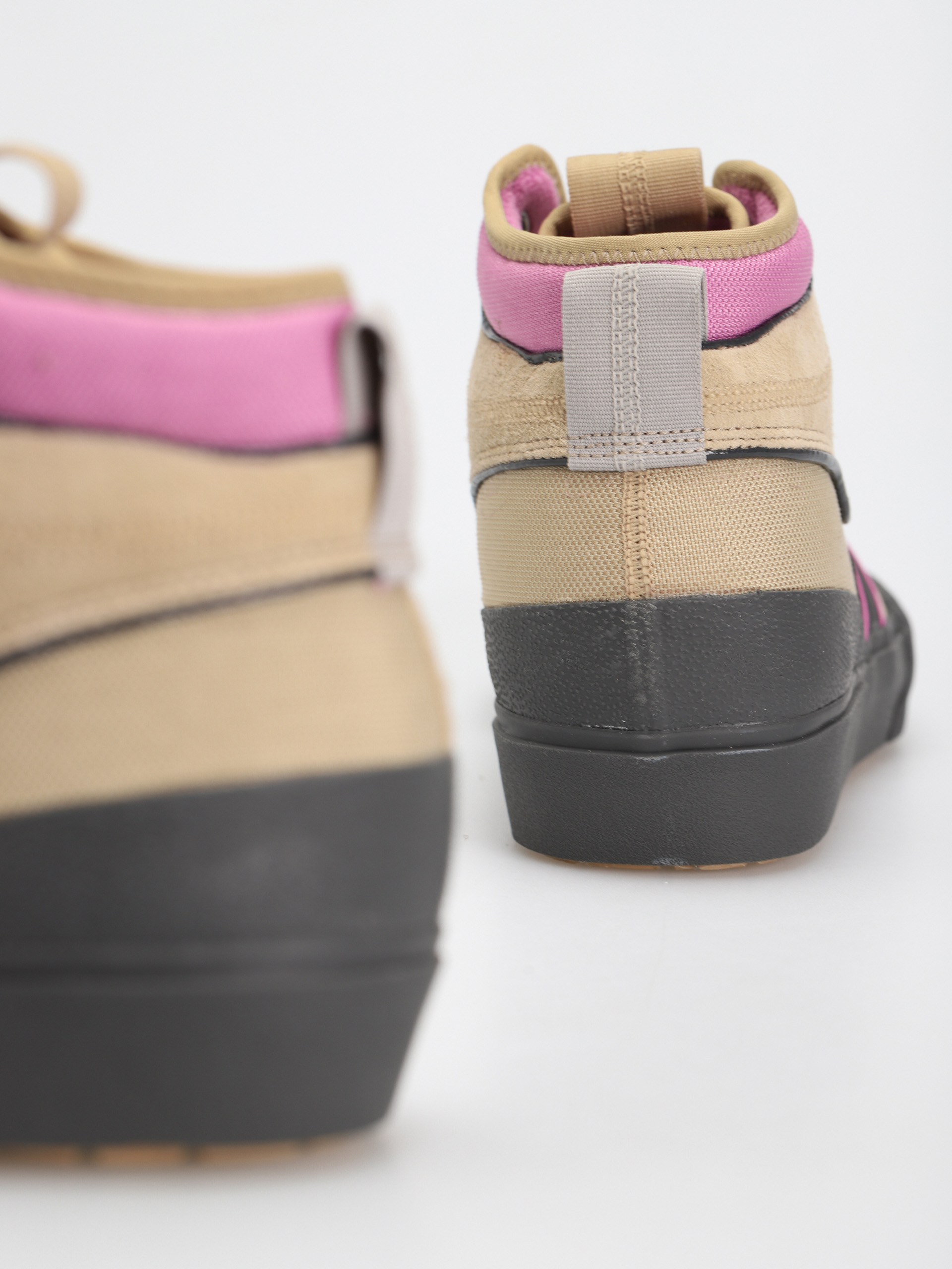 Buty adidas Originals Akando Atr (beiton/sepuli/carbon)