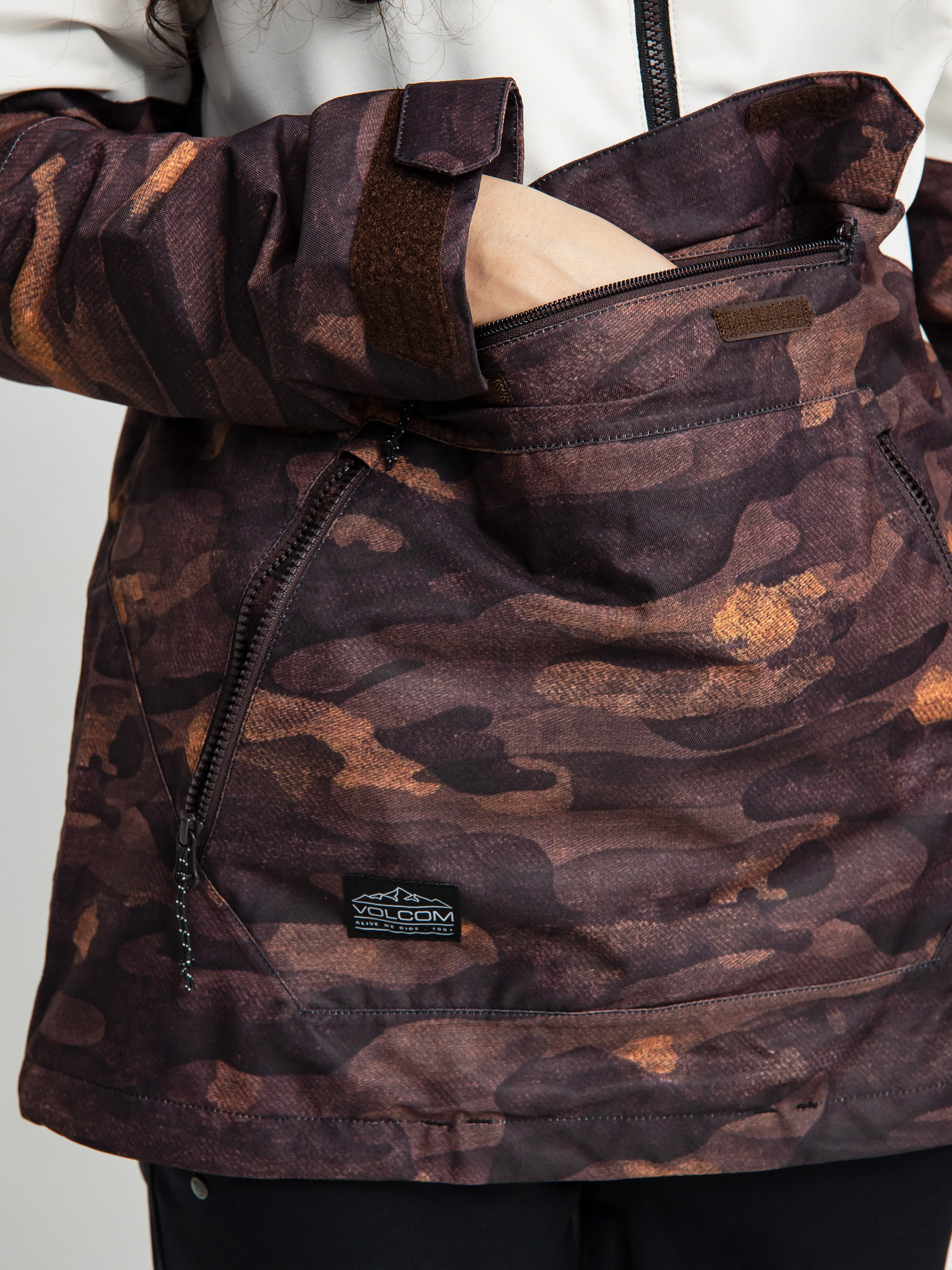 Damska Kurtka snowboardowa Volcom Mirror Pullover (dusk camo)