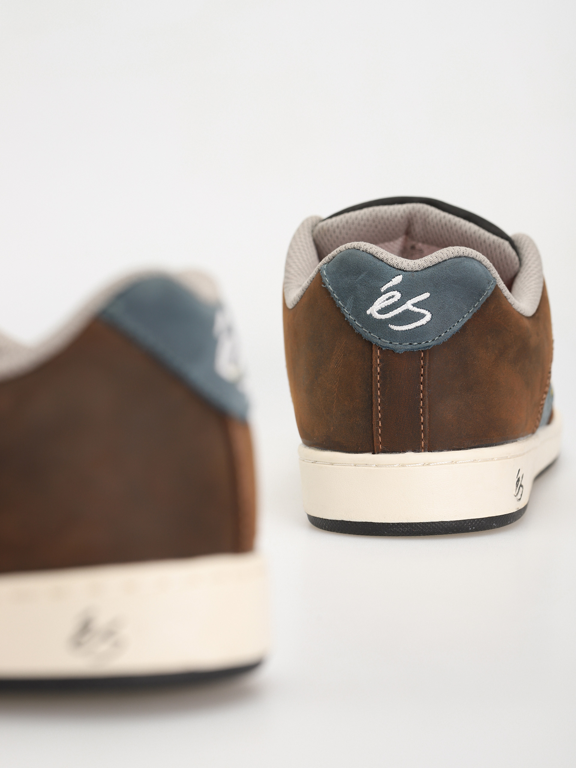 Buty eS Accel Slim (brown/black/tan)