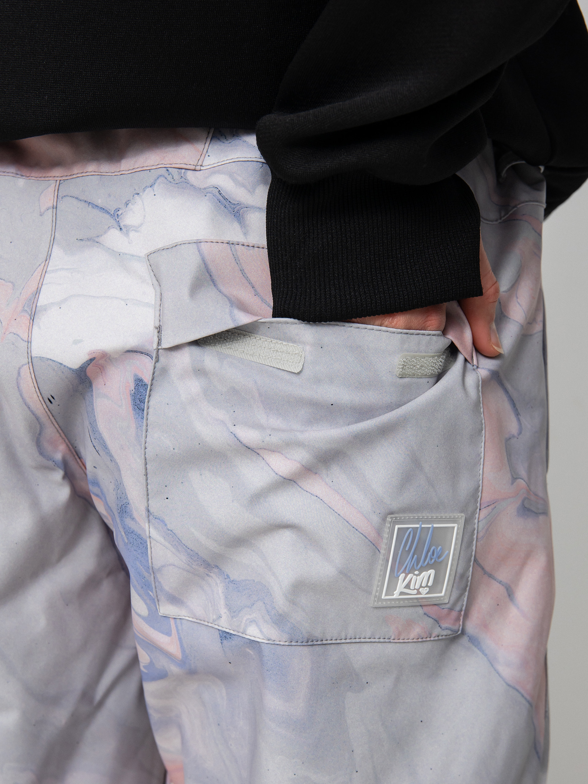 Damskie Spodnie snowboardowe Roxy Chloe Kim (gray violet marble)
