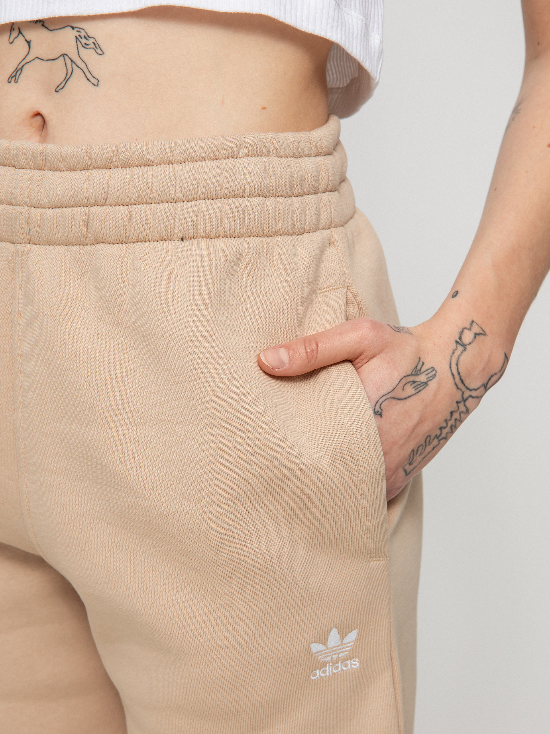 Spodnie adidas Originals Classic Wmn (magbei)