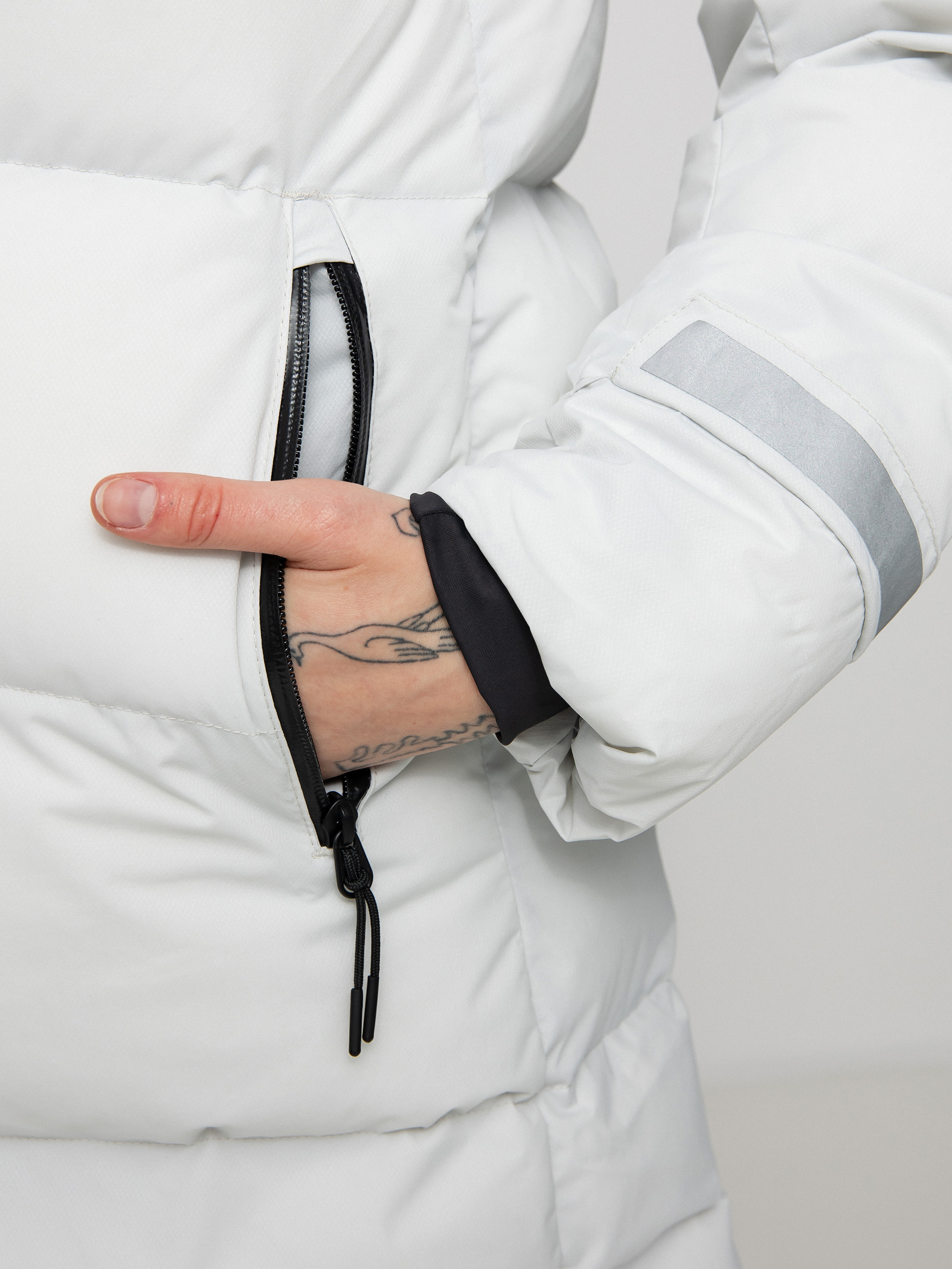 Kurtka Helly Hansen Adore Puffy Parka Wmn (nimbus cloud)