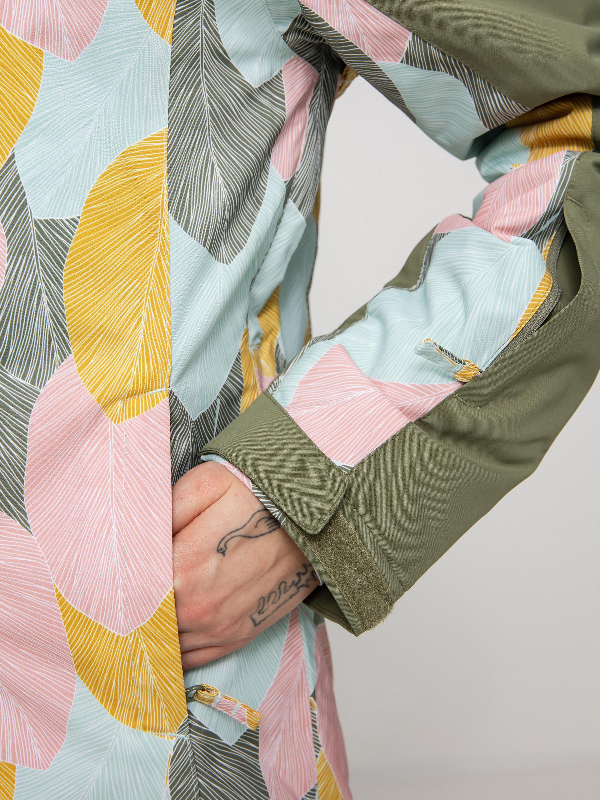 Damska Kurtka snowboardowa Roxy Galaxy Print Block (deep lichen green la palmeraie)