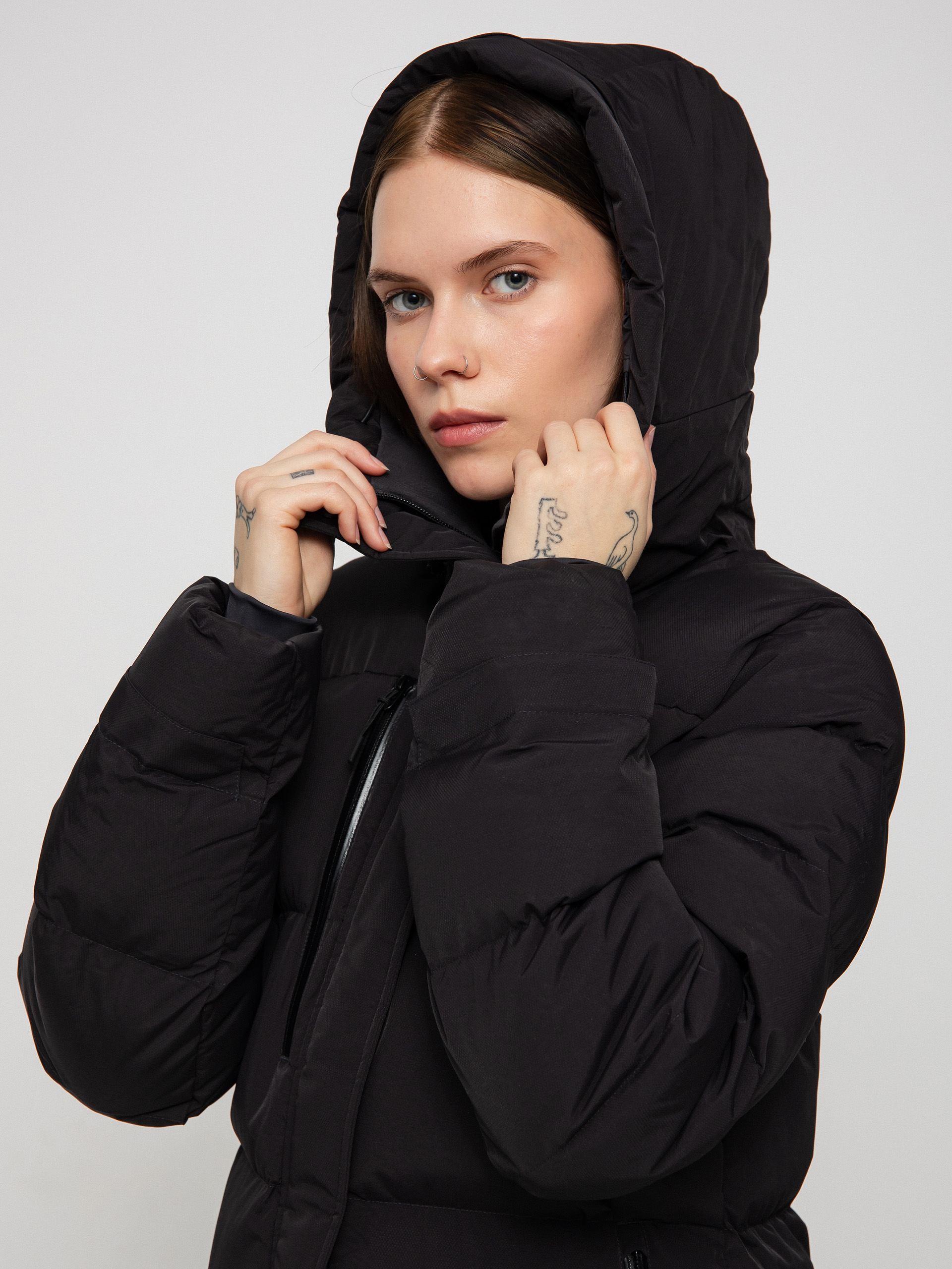 Kurtka Helly Hansen Adore Puffy Parka Wmn (black)