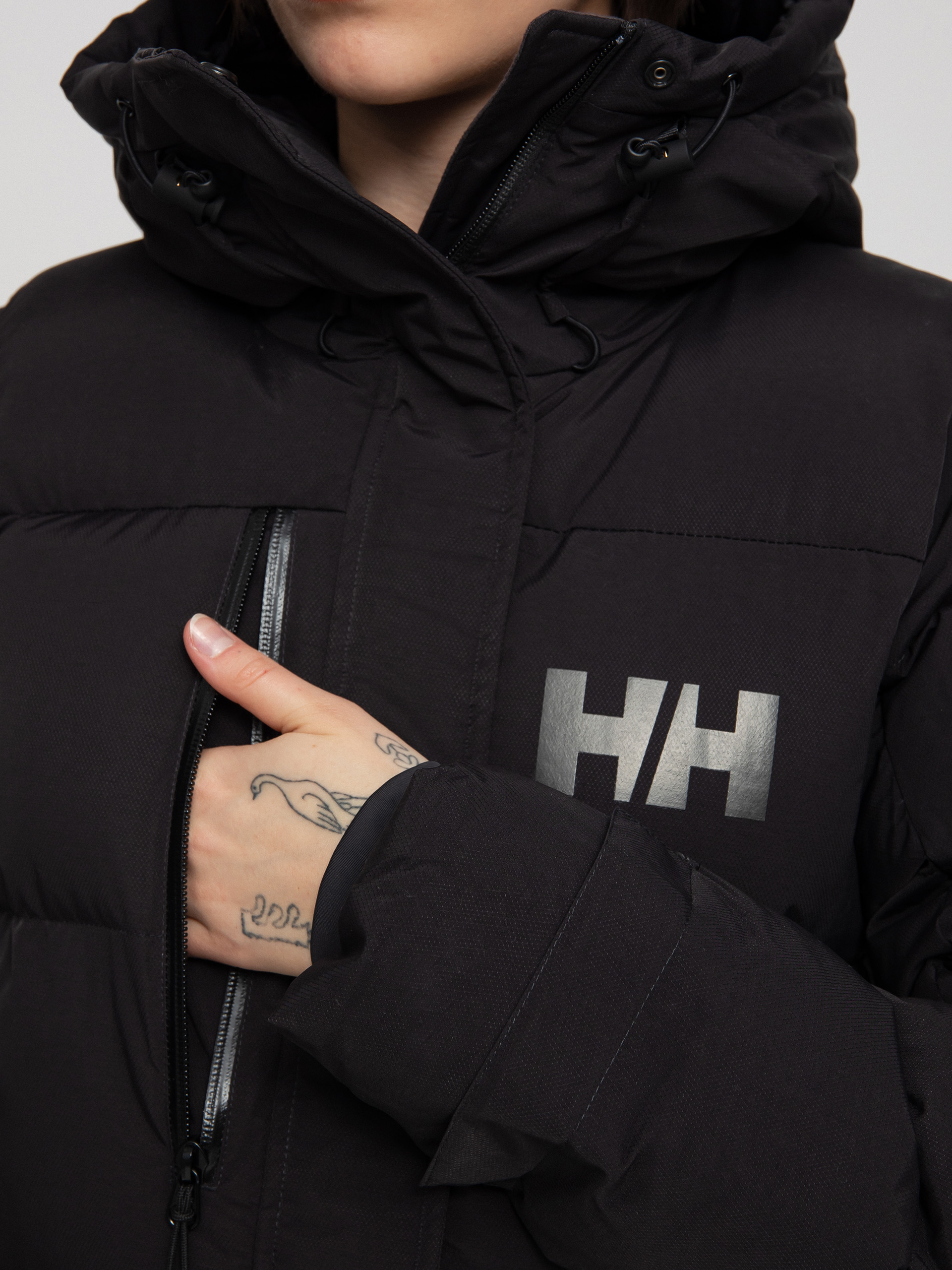 Kurtka Helly Hansen Adore Puffy Parka Wmn (black)