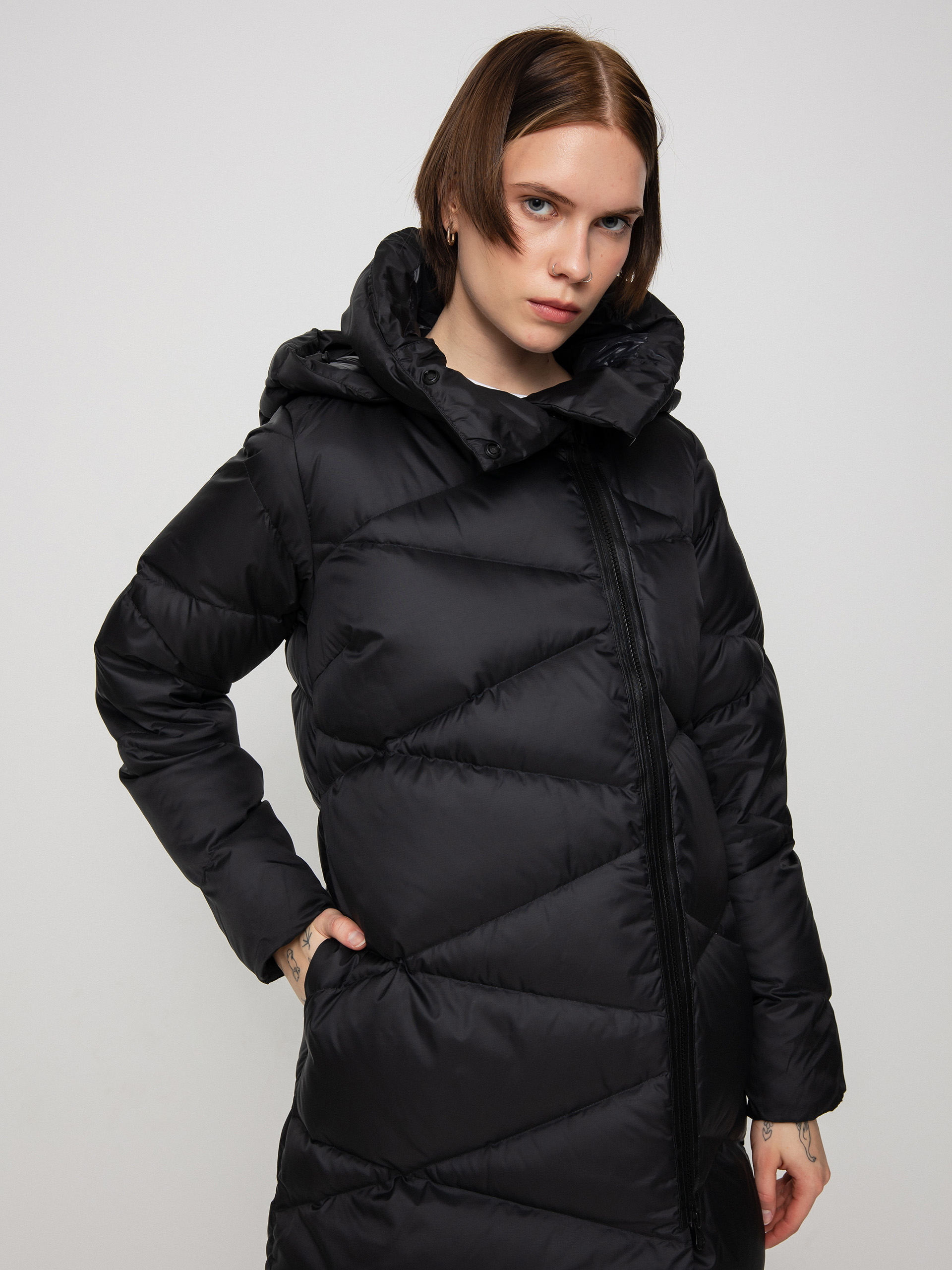 Kurtka Helly Hansen Tundra Down Wmn (black)