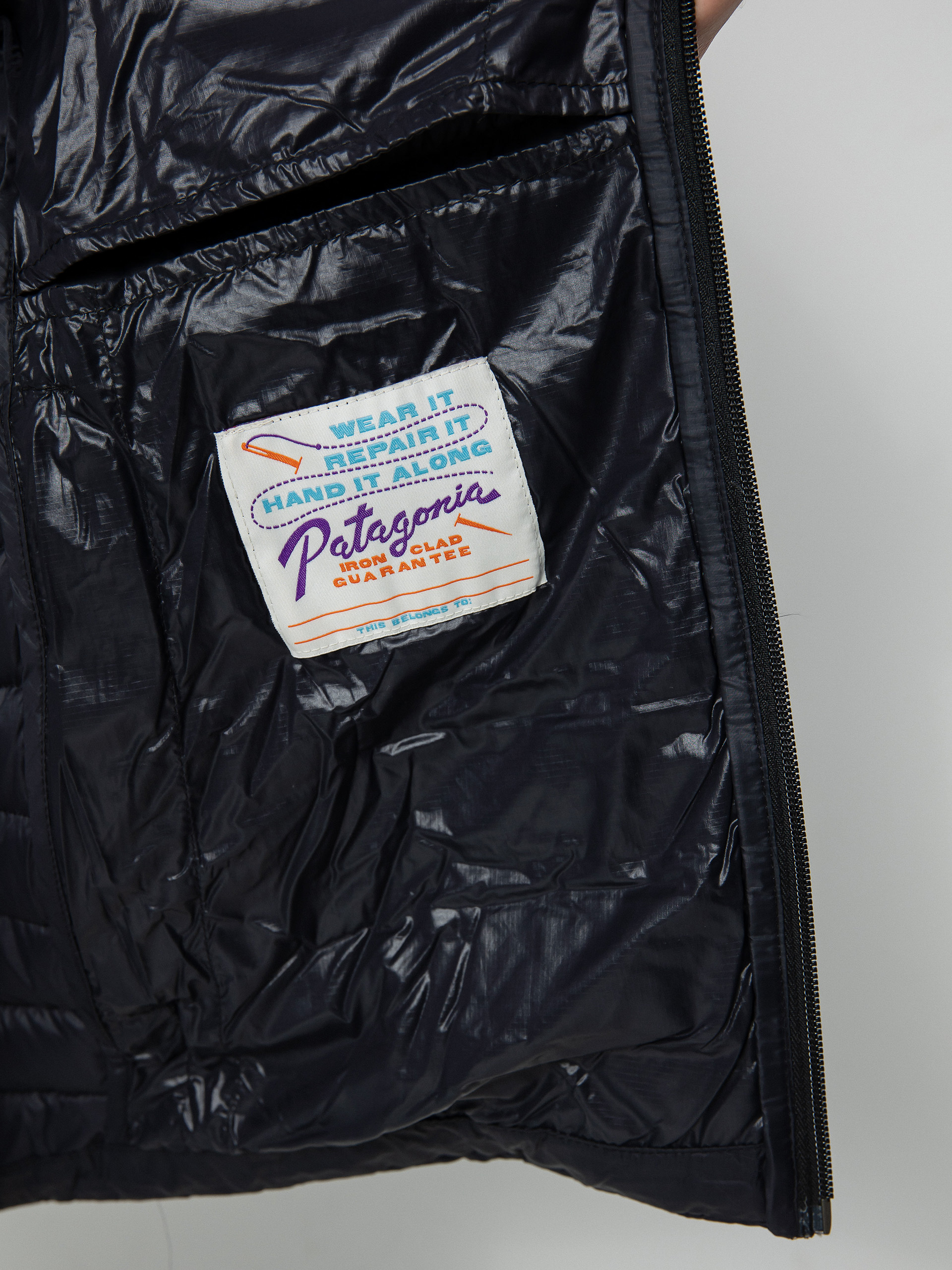 Kurtka Patagonia Down Sweater Hoody (black)