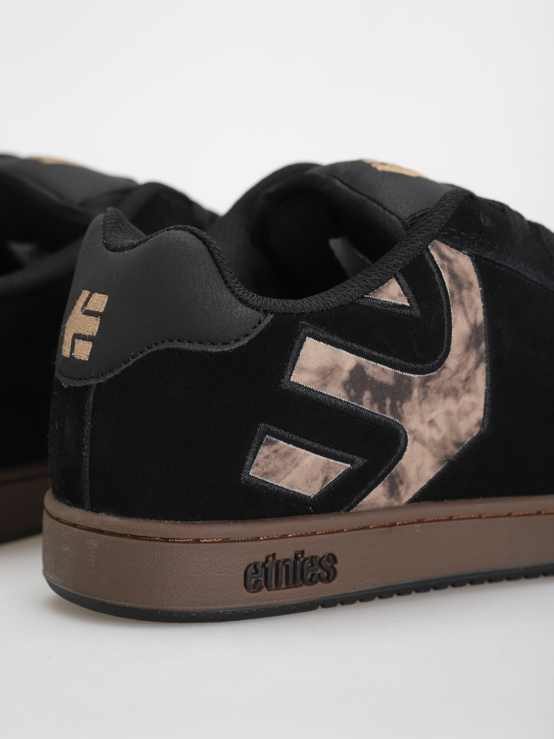 Buty Etnies Fader (black/gum)