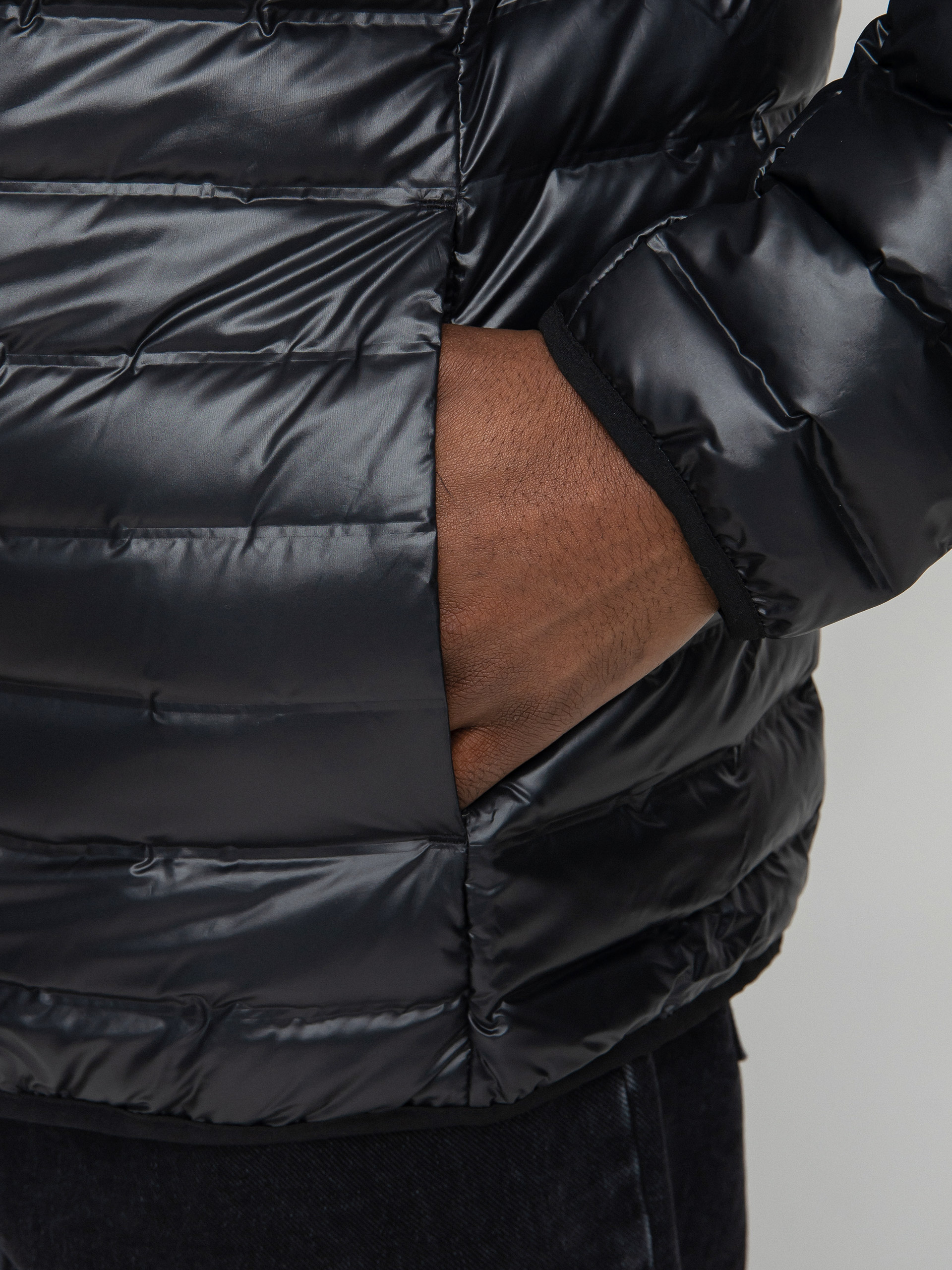 Kurtka adidas Originals Varilite (black)