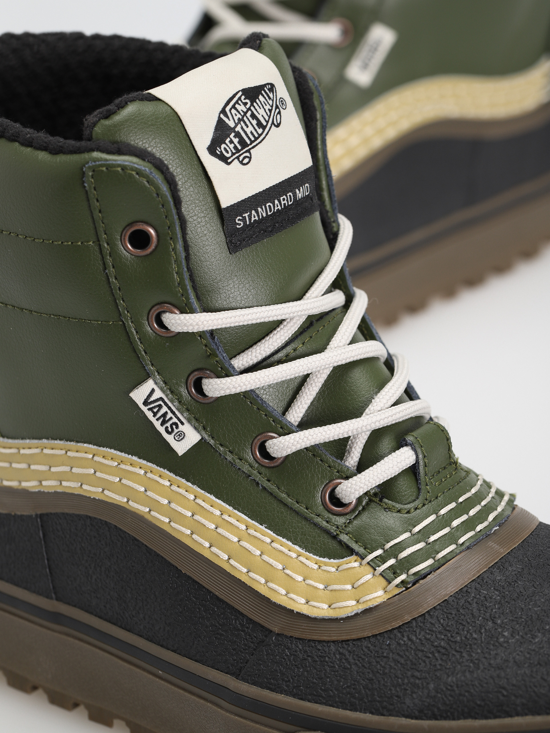 Buty Vans Standard Mid Snow Mte (green/gum)