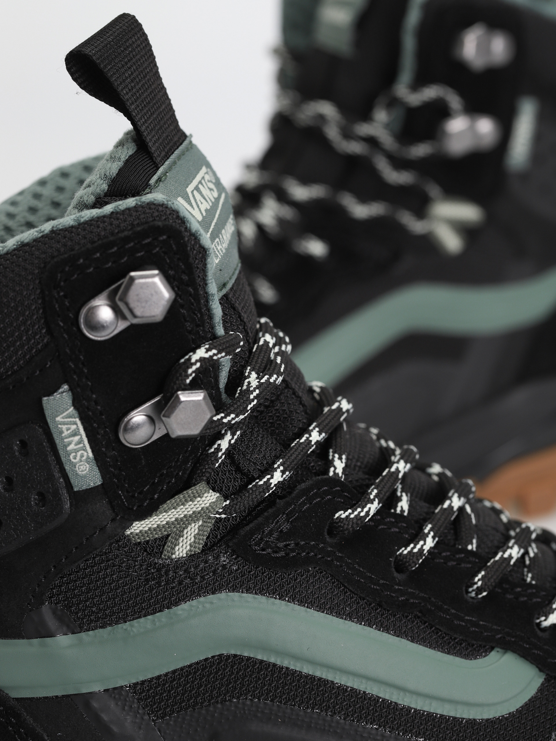 Buty Vans Ultrarange Exo Hi Gore Tex MTE 3 (black/duck green)