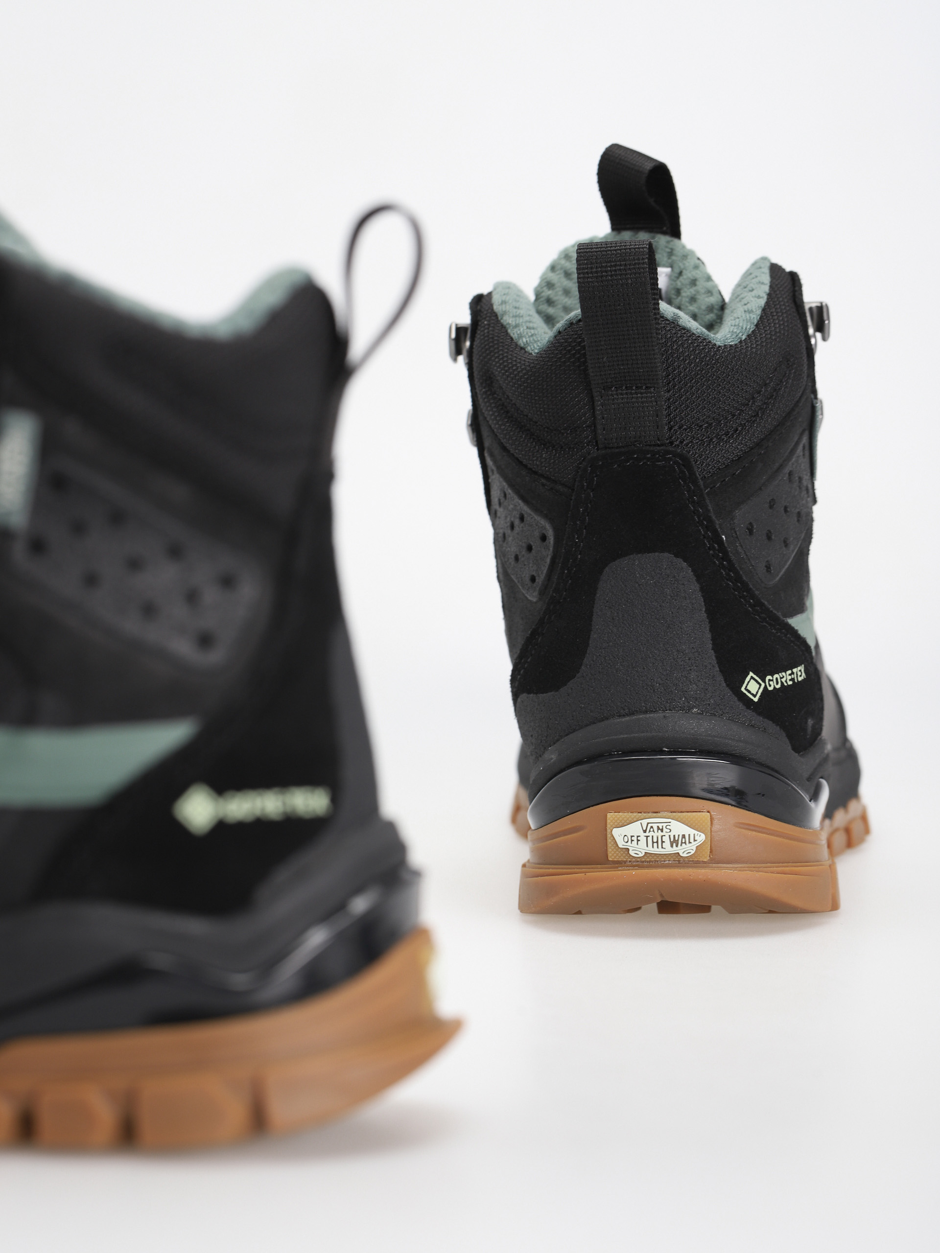 Buty Vans Ultrarange Exo Hi Gore Tex MTE 3 (black/duck green)