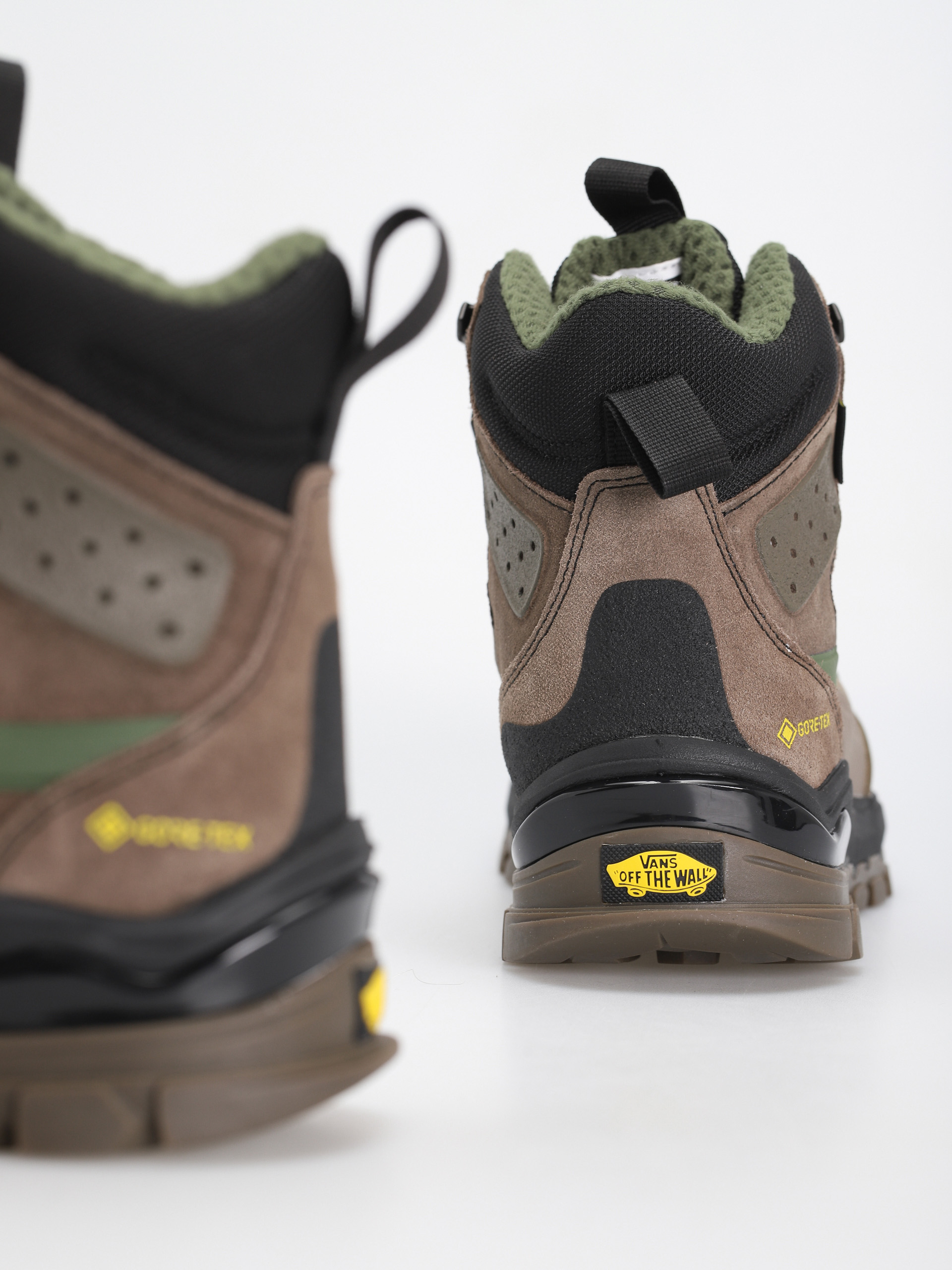 Buty Vans Ultrarange Exo Hi Gore Tex MTE 3 (walnut/gum)