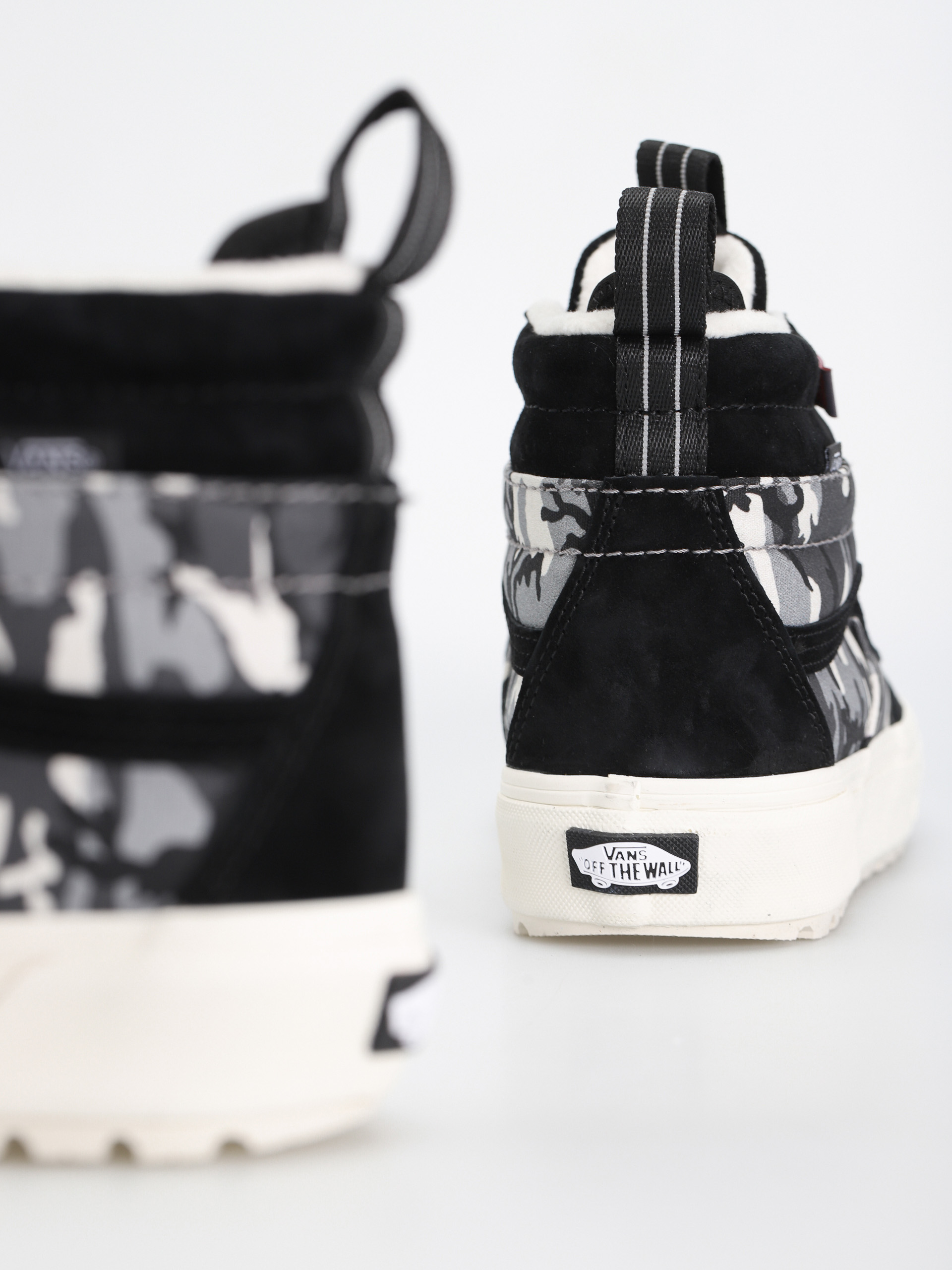 Buty Vans Sk8 Hi MTE 2 (black/marshmallow)