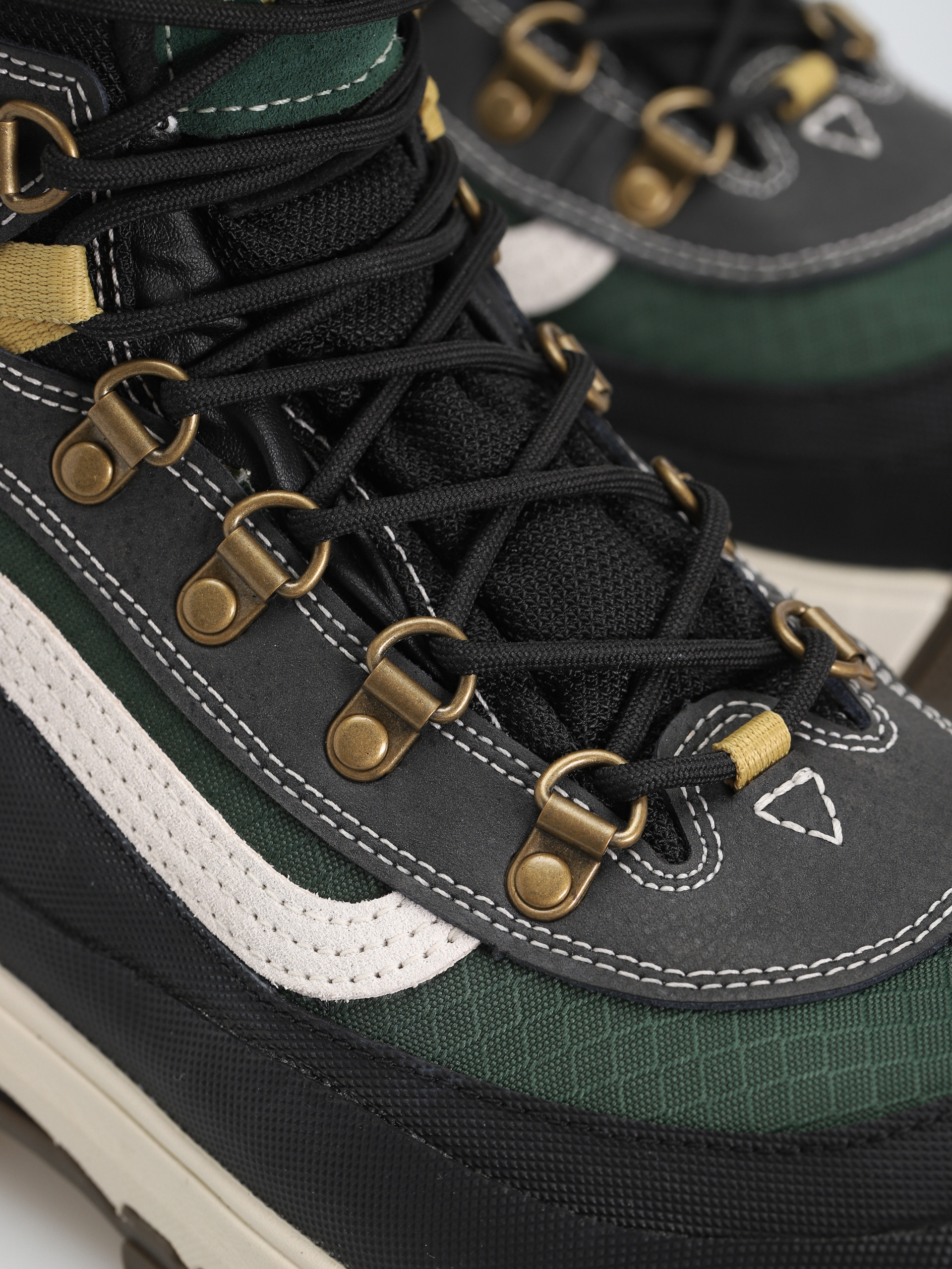 Buty Vans Snow Kicker Gore Tex MTE 3 (arthur longo green/black)