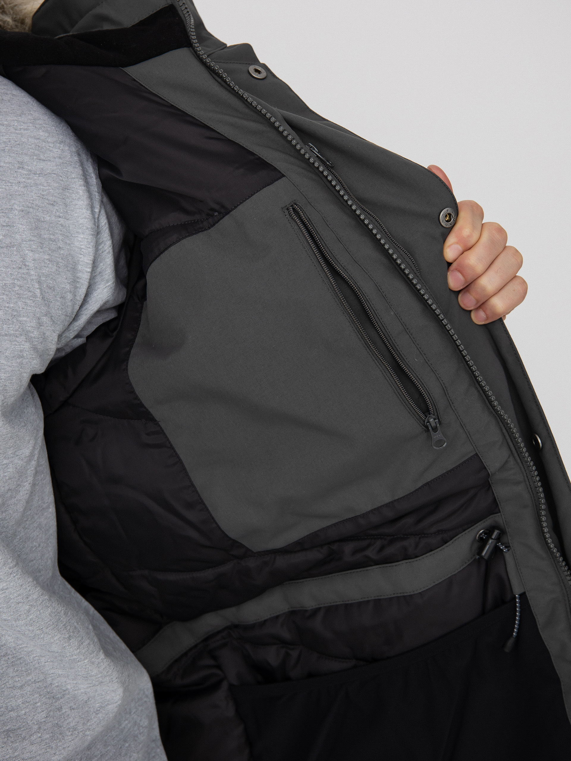 Kurtka Fjallraven Nuuk Parka (basalt)