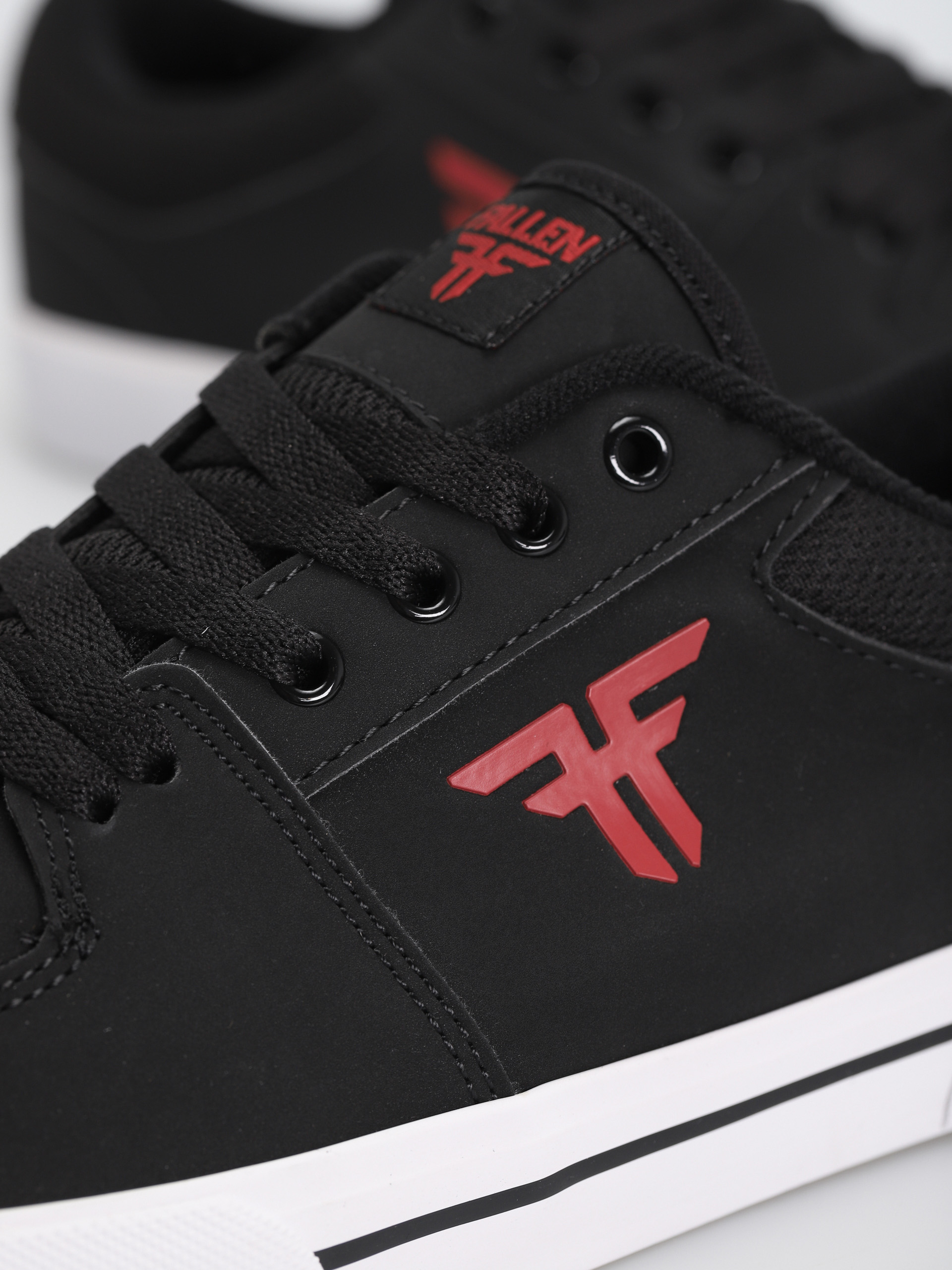 Buty Fallen Patriot Vulc (vegan black/red)