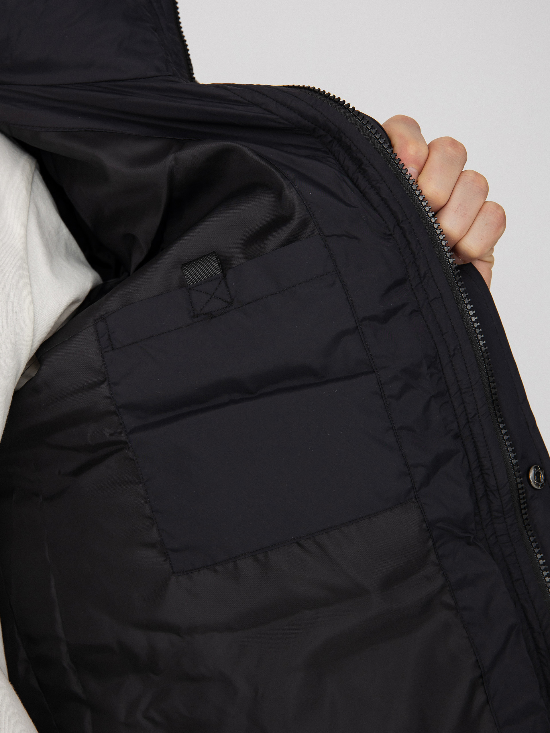 Kurtka MassDnm Protect (black)