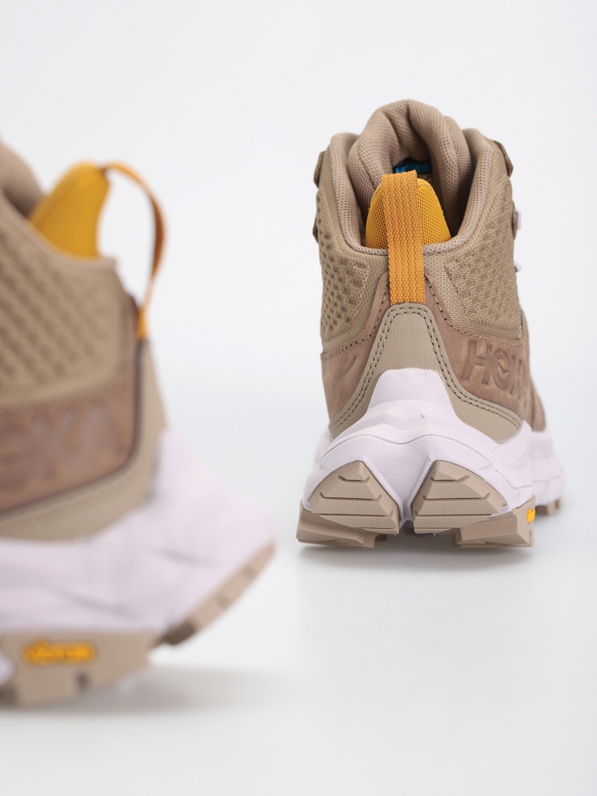 Buty Hoka One One Anacapa Mid GTX Wmn (dune/lilac marble)