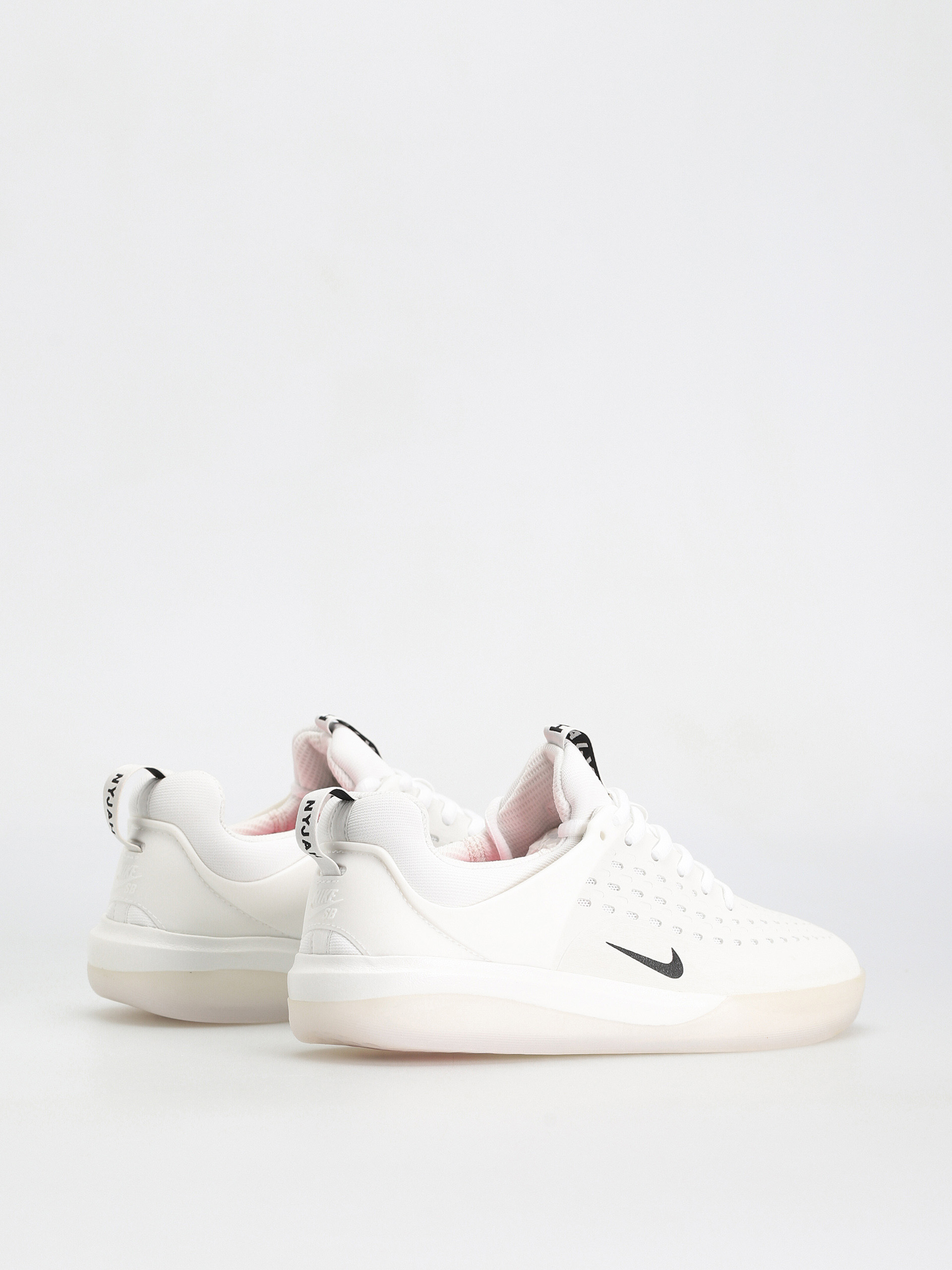 Buty Nike SB Zoom Nyjah 3 - biały (white/black summit white