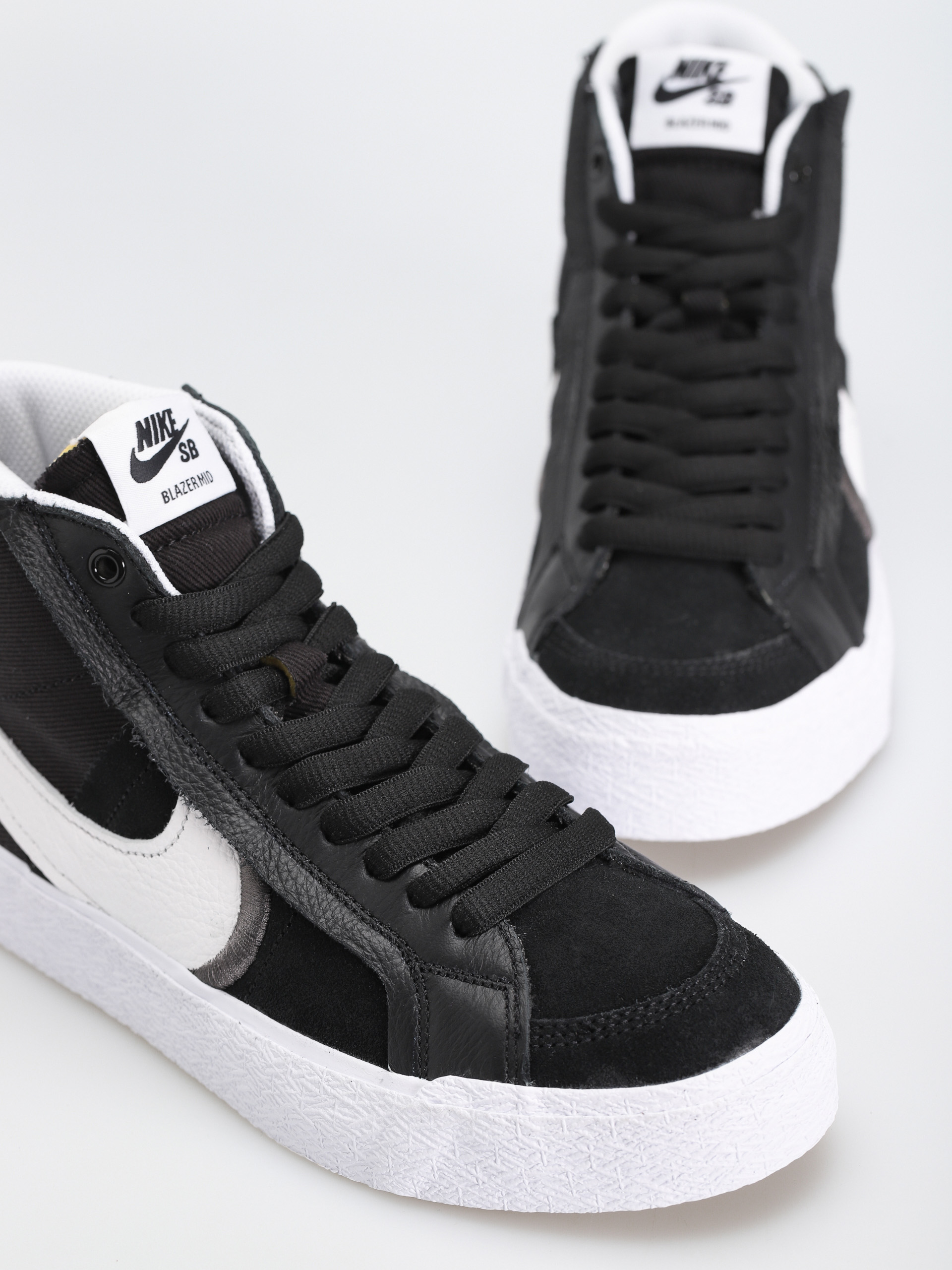 Buty Nike SB Zoom Blazer Mid Prm Plus (black/white)