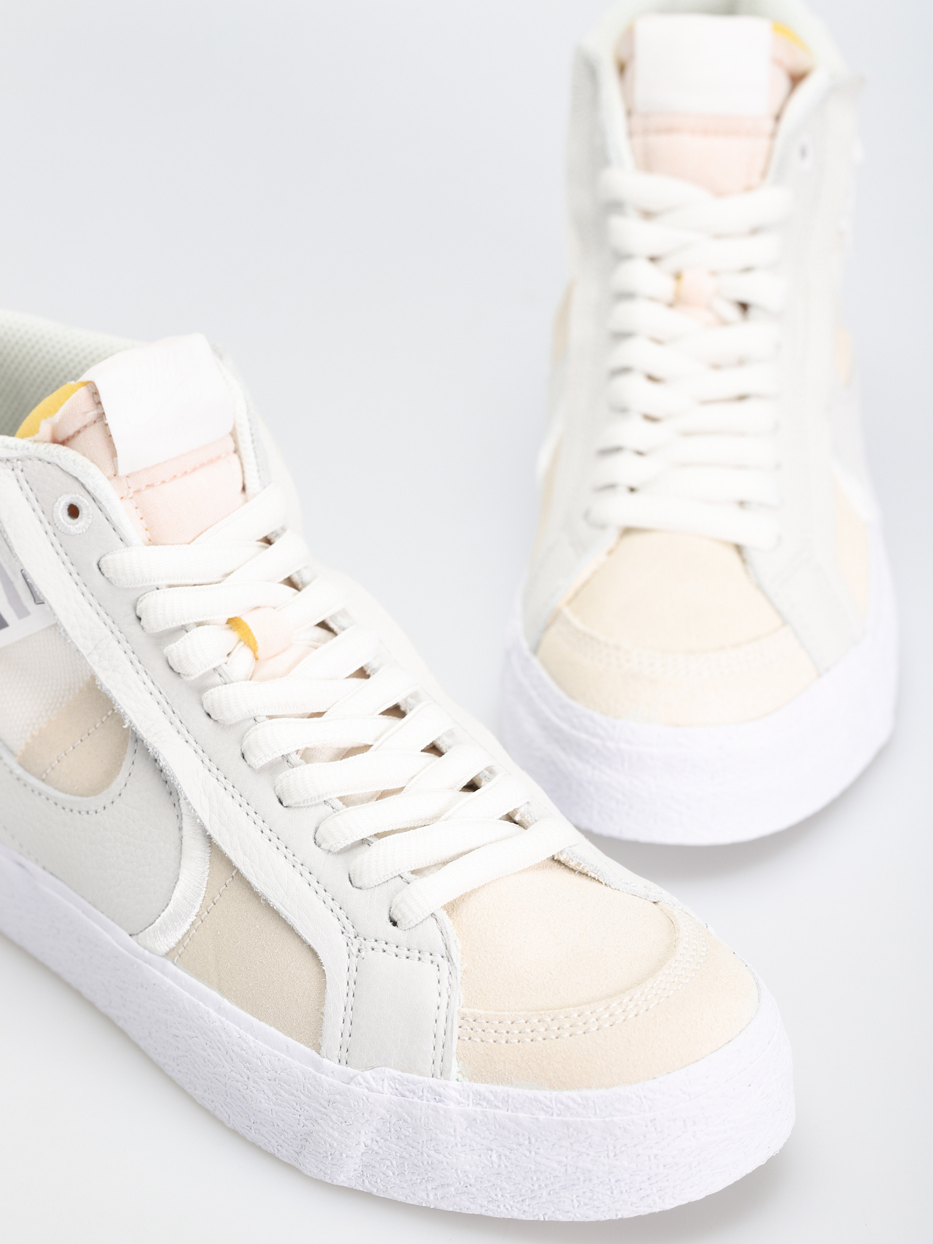 Buty Nike SB Zoom Blazer Mid Prm (summit white/summit white)