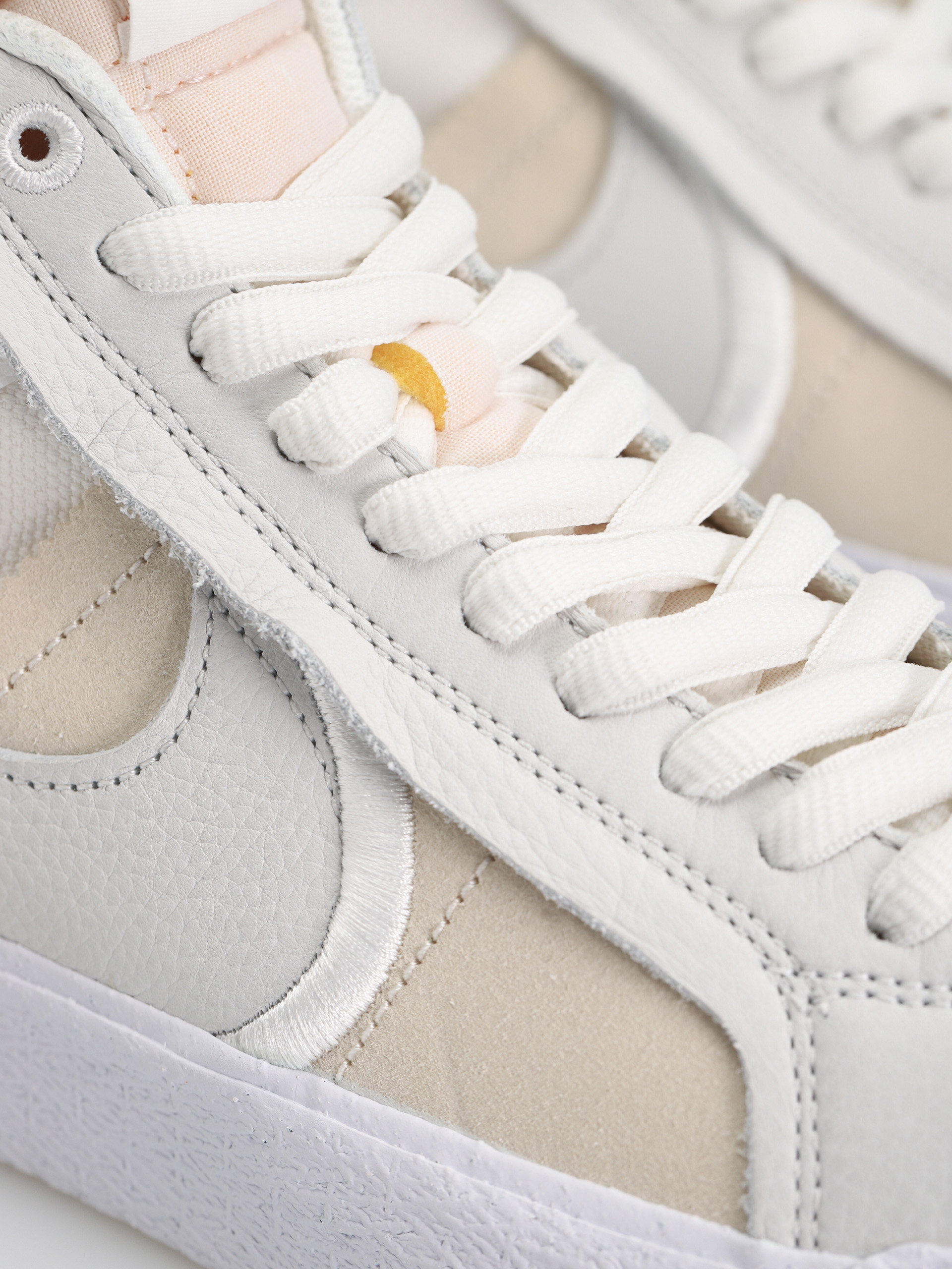 Buty Nike SB Zoom Blazer Mid Prm (summit white/summit white)