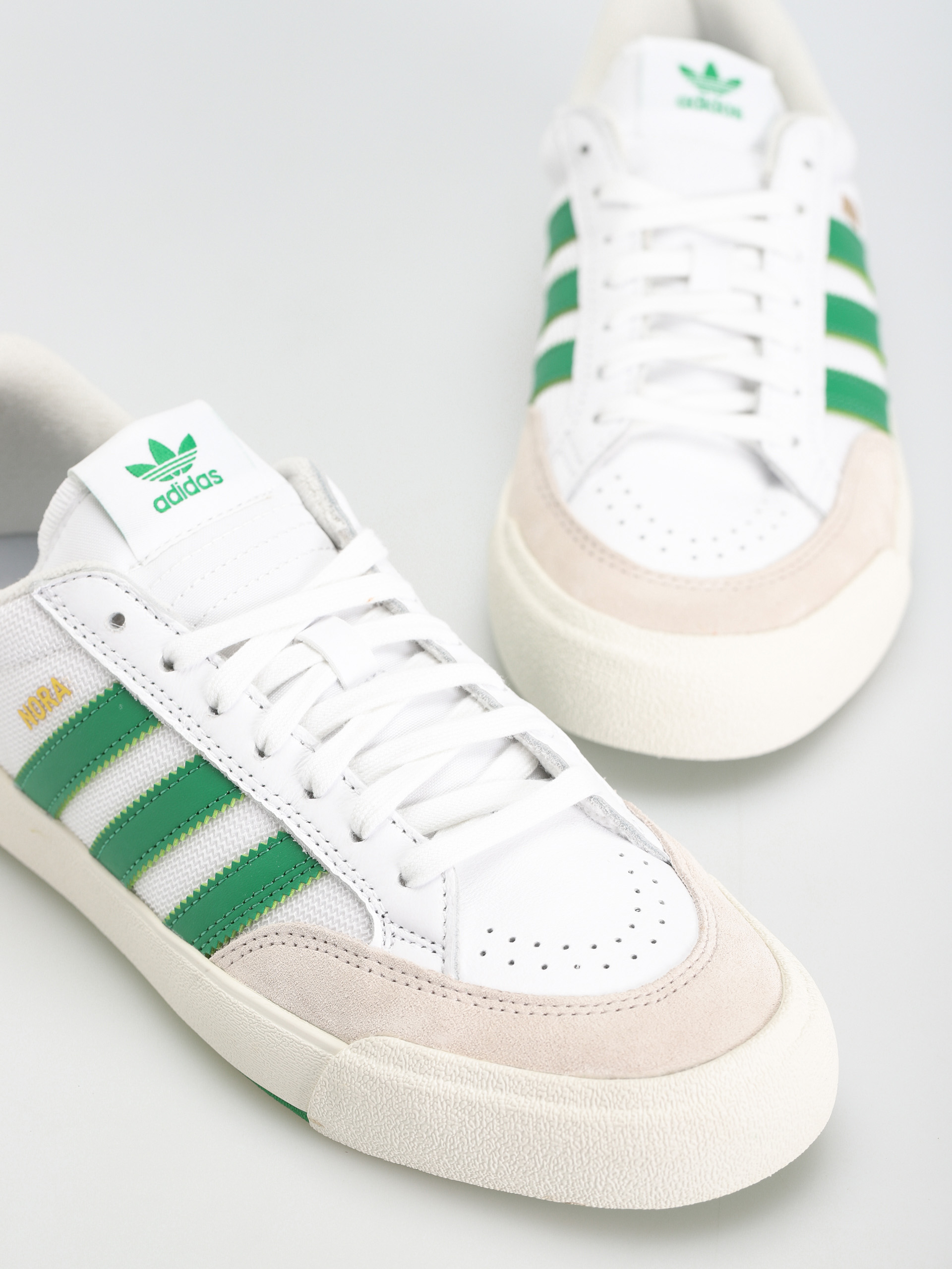 Buty adidas Nora (ftwwht/green/ftwwht)