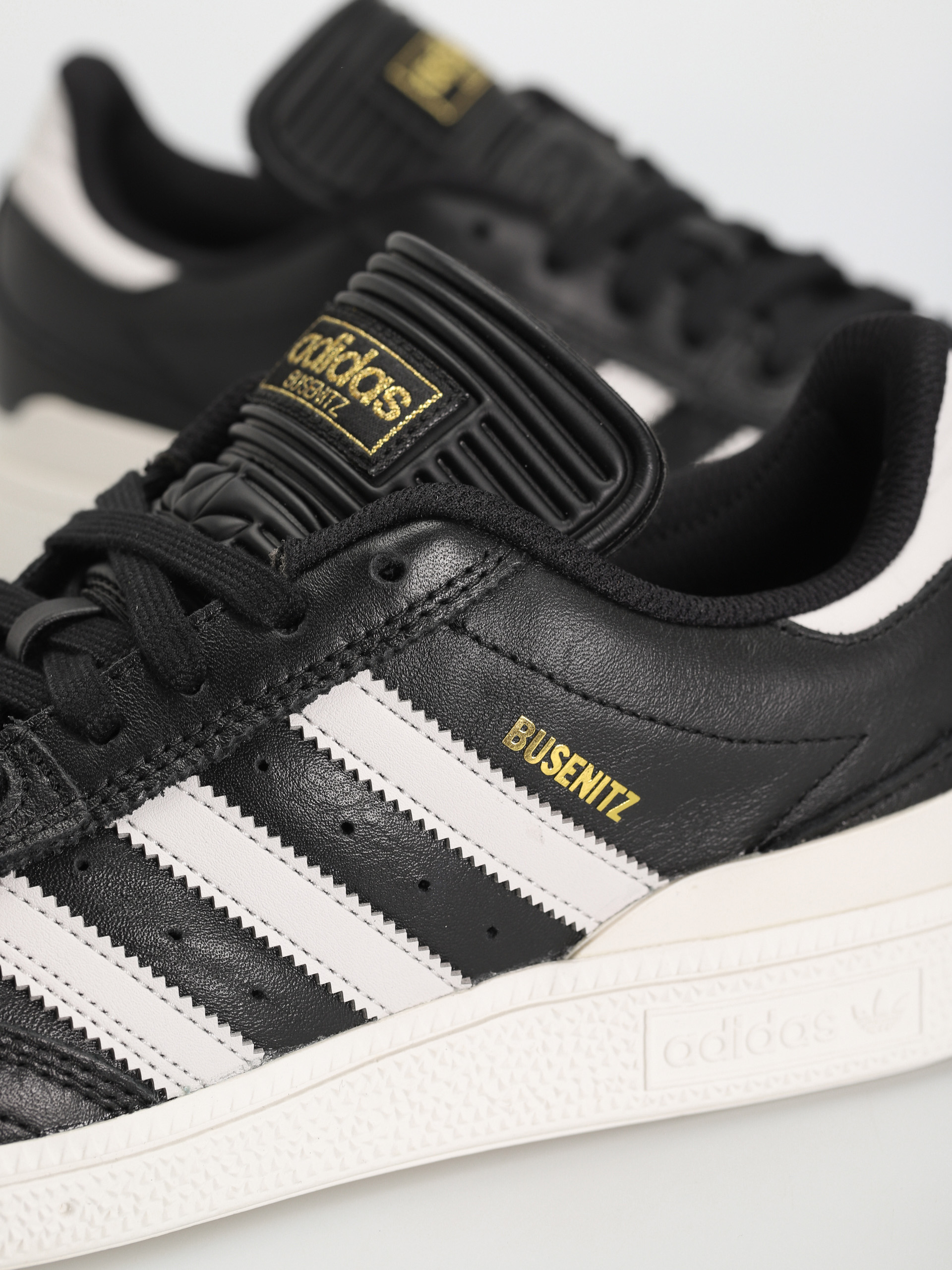Buty adidas Busenitz (cblack/greone/goldmt)